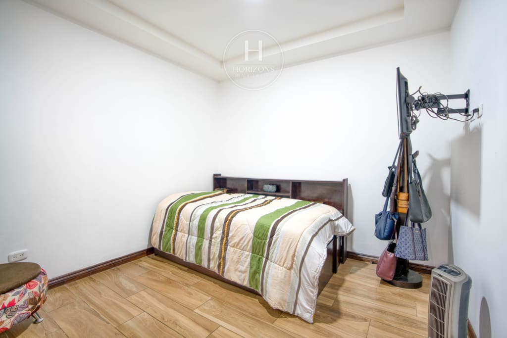 Se Vende Casa en Condominio Terralta 2 Habitaciones + 3 Estacionamientos noj1059