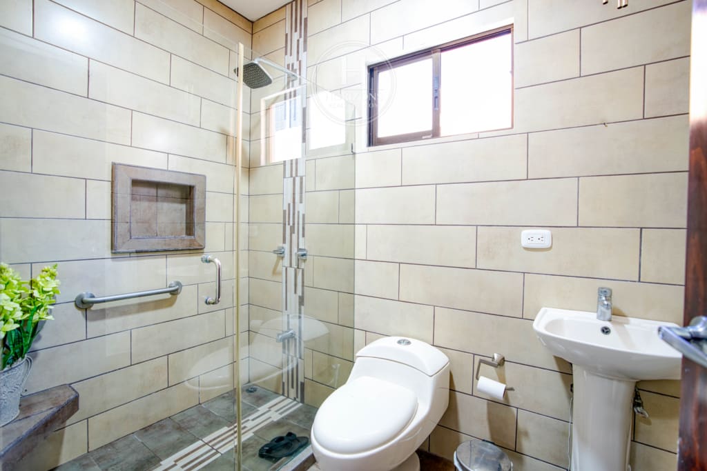 Se Vende Casa en Condominio Terralta 2 Habitaciones + 3 Estacionamientos noj1059