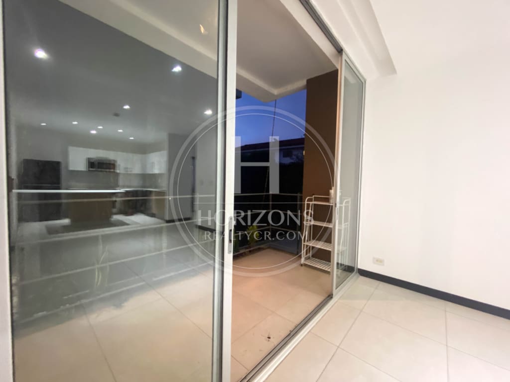 Se Alquila Apartamento con Linea Blanca en Curridabat 2 Habitaciones noj1061