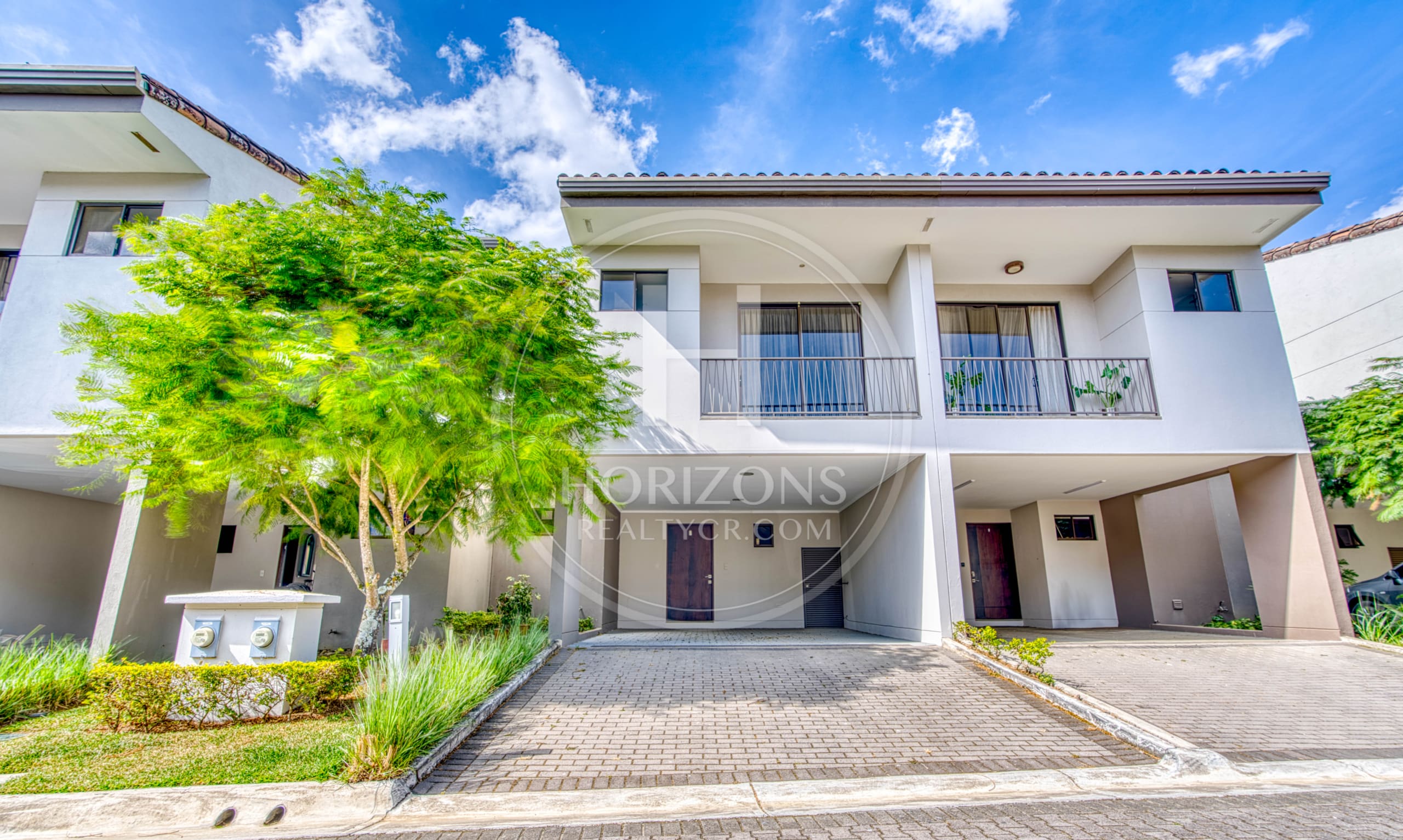 Casa en Venta Condominio La Estefana 3 Habitaciones Oficina noj1064