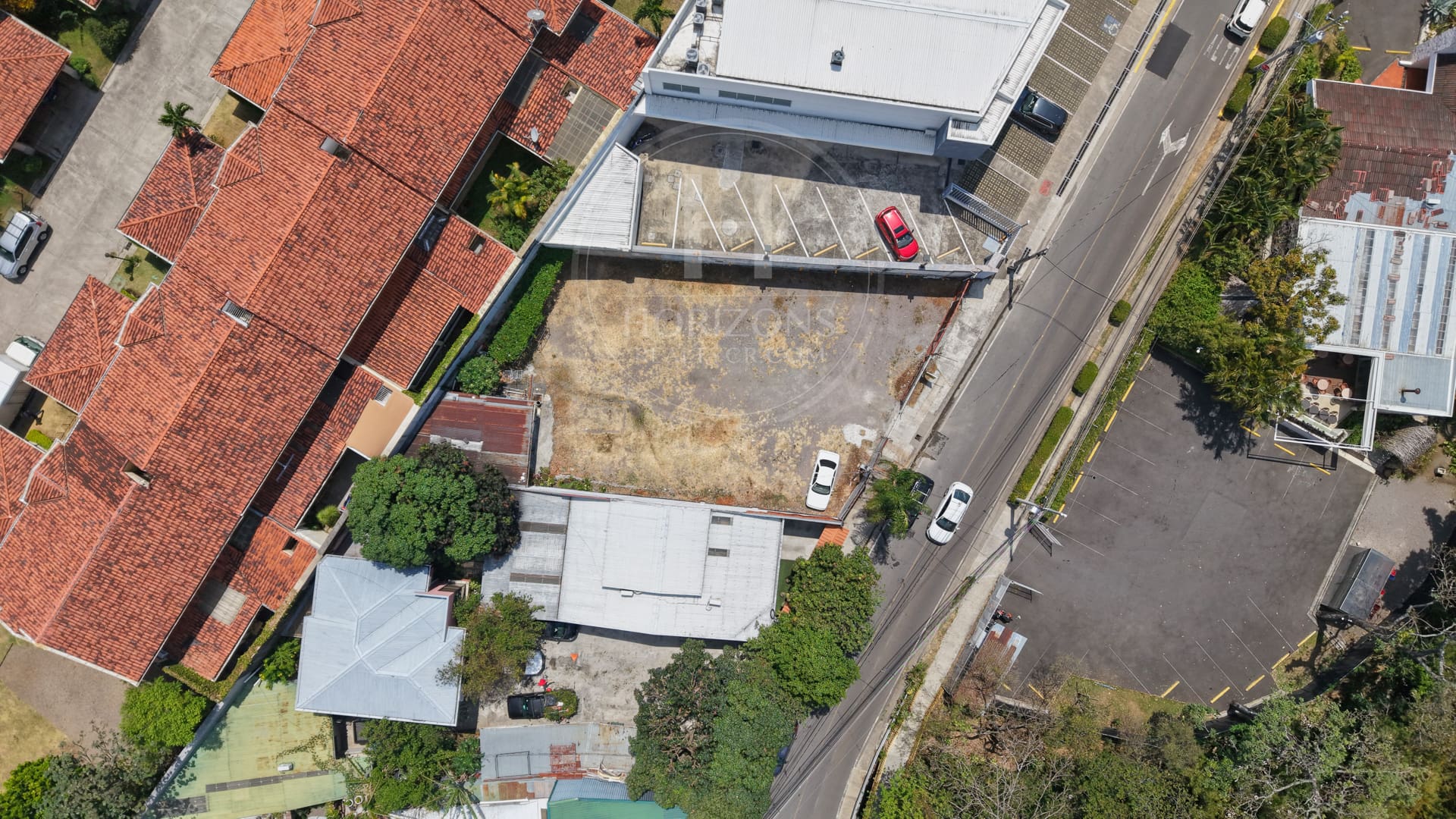 Guachipelín Escazú Lote de 560 m² para Desarrollo Residencial o Comercial Ubicación Estrategica nja1336