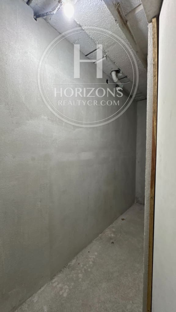 Venta de Apartamento en River Park Santa Ana en Primer Nivel Esquinero 2 Habitaciones nja1342
