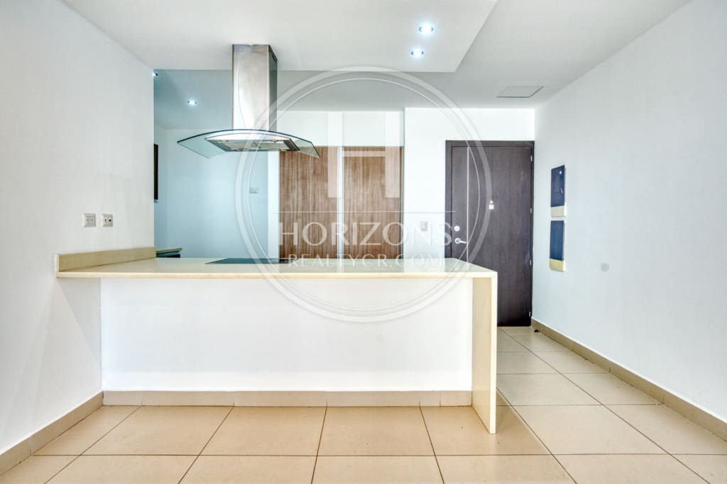 Venta de Apartamento en River Park Santa Ana en Primer Nivel Esquinero 2 Habitaciones nja1342