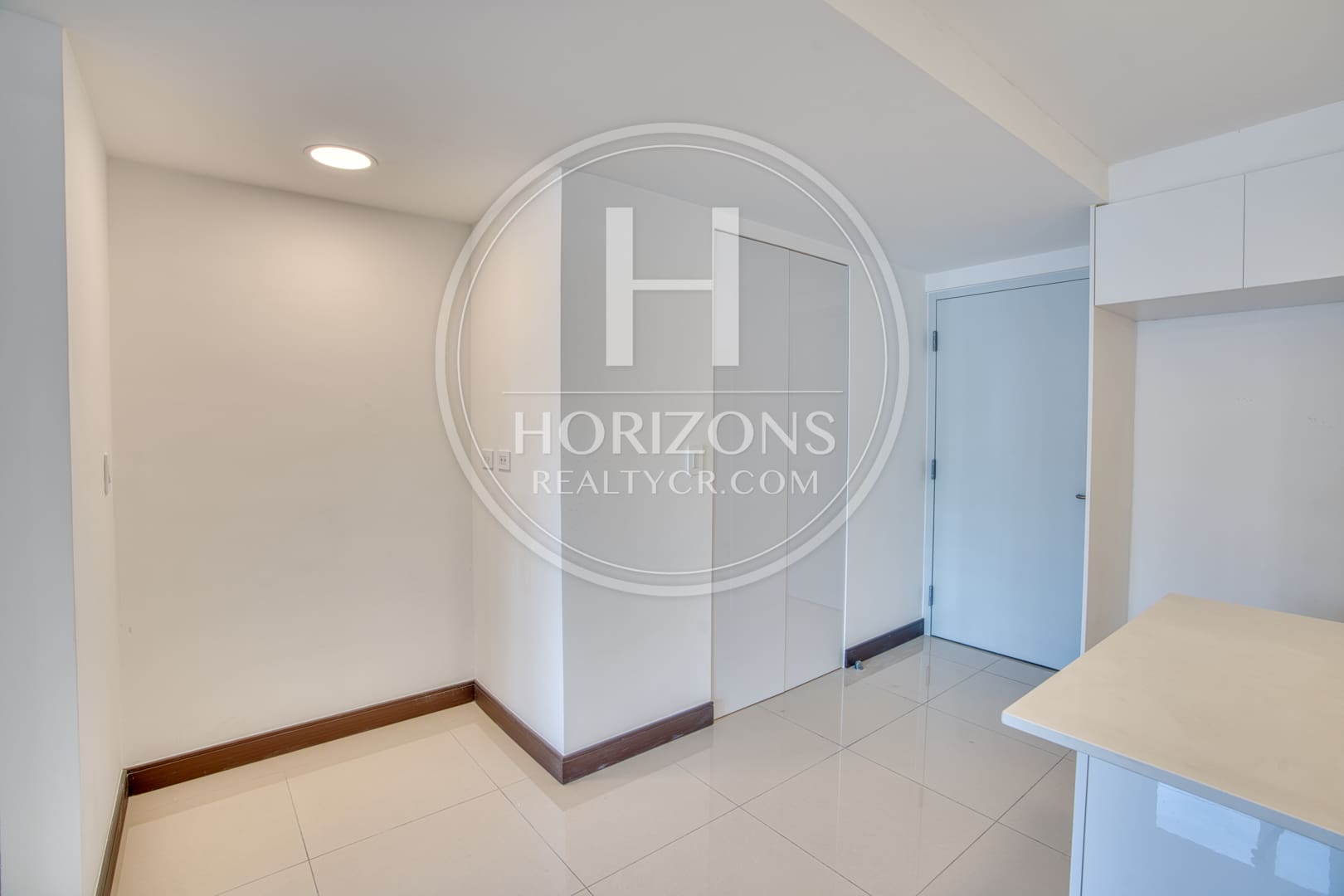 Venta de Apartamento Nuevo en Condominio Khaya Curridabat 3 Habitaciones  nja1343