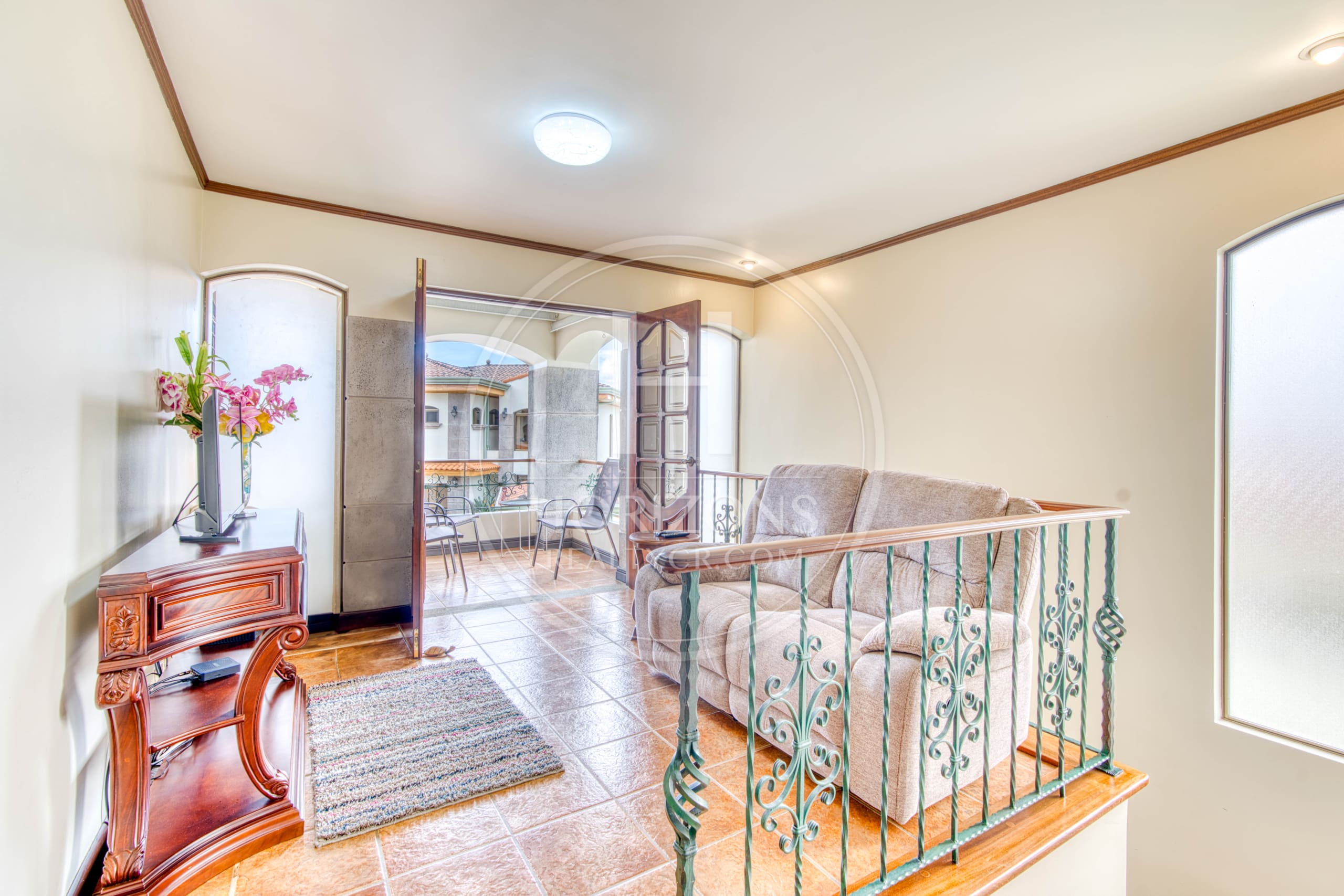 Se Vende Casa en Curridabat 4 Habitaciones 4 Estacionamientos noj1076