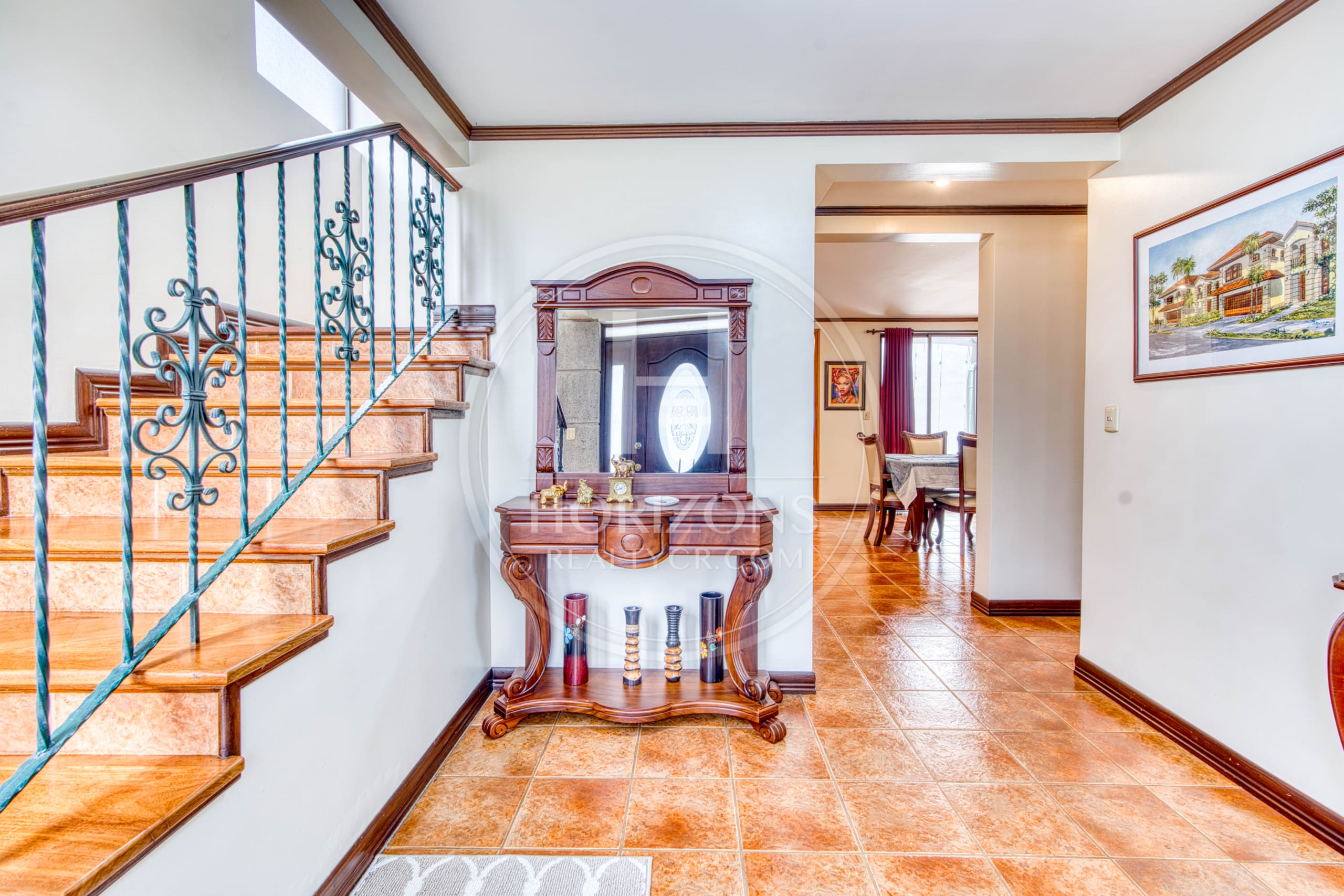 Se Vende Casa en Curridabat 4 Habitaciones 4 Estacionamientos noj1076