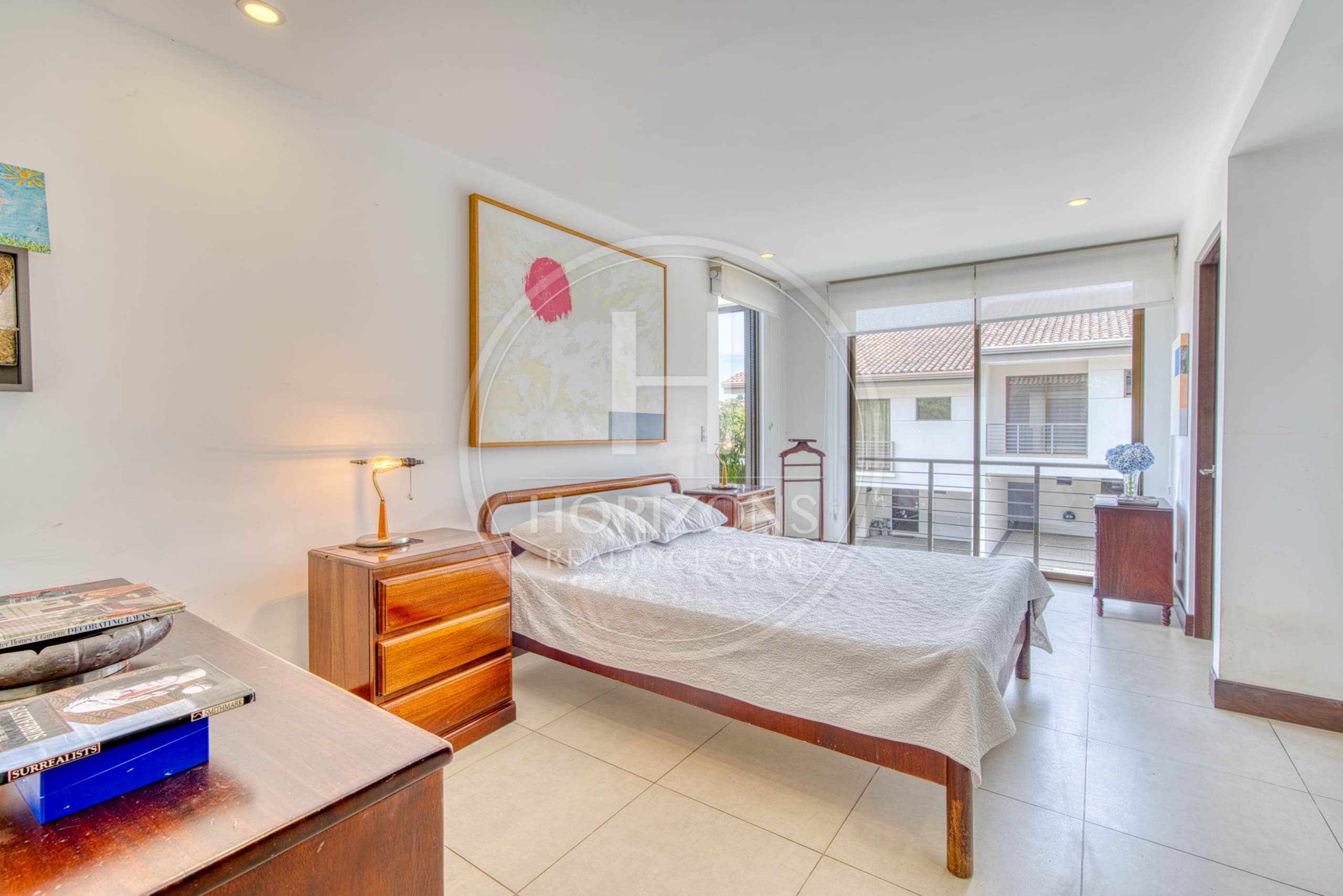 Se Vende Casa con Patio en Condominio La Estefana 3 Habitaciones 4 Estacionamientos noj1074