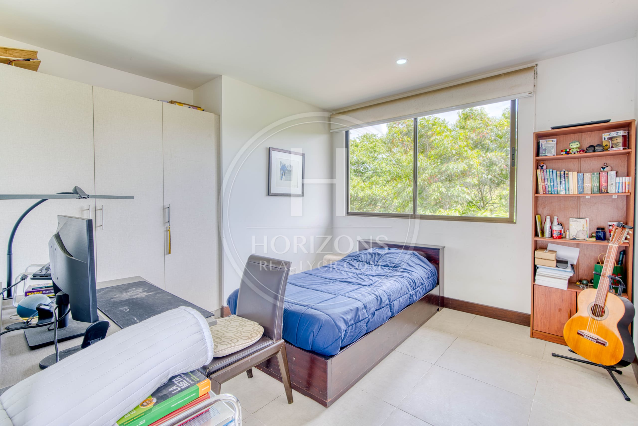 Se Vende Casa con Patio en Condominio La Estefana 3 Habitaciones 4 Estacionamientos noj1074