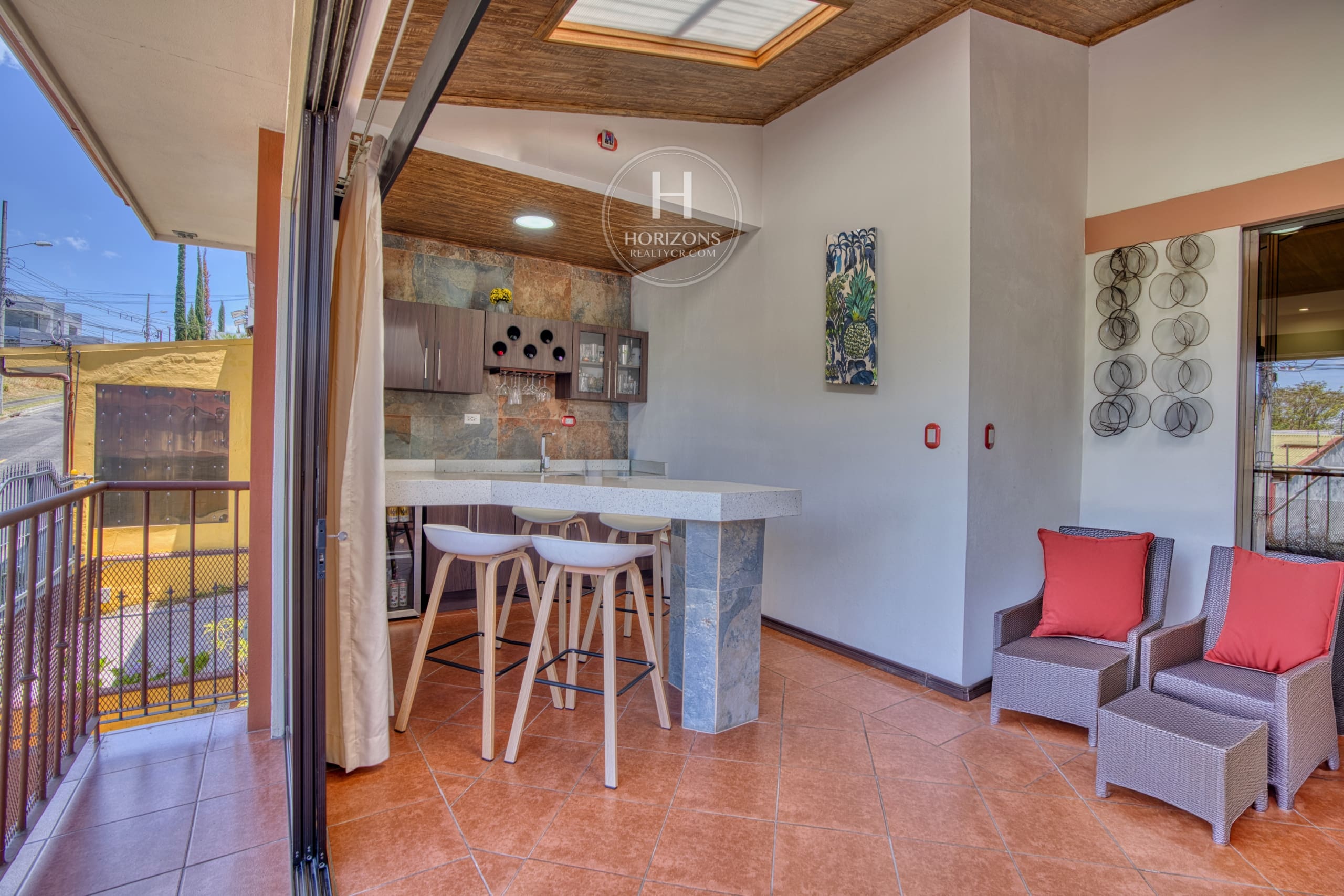 Casa  en Venta Tres Ríos Residencial Omega con 4 Habitaciones mas Oficina nja1347