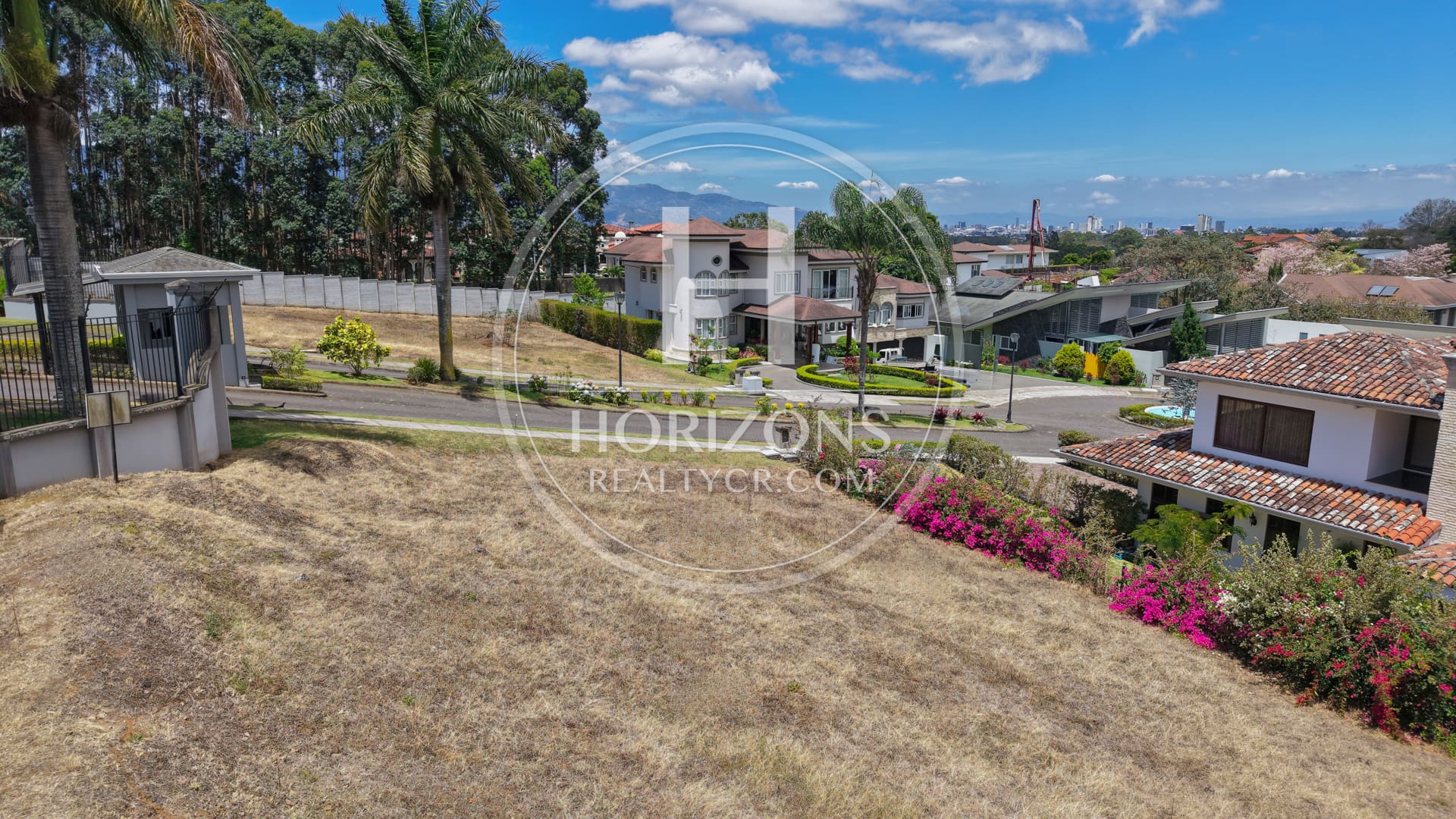 Lote 855m2 disponible en Colinas Montealegre nja1345