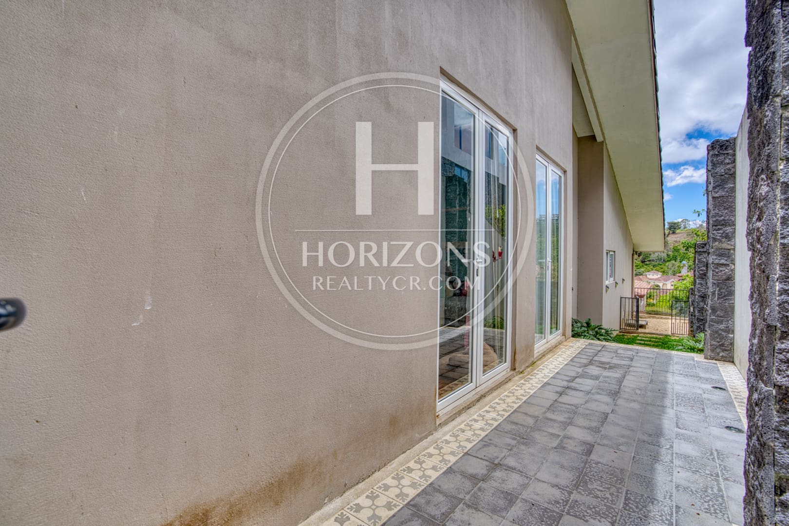 Casa Contemporánea en Venta Condominio Guayaquil Colinas de Montealegre con Vistas Panorámicas nja1346