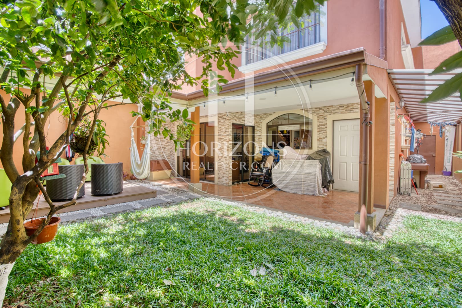 Casa  en Venta Tres Ríos Residencial Omega con 4 Habitaciones mas Oficina nja1347