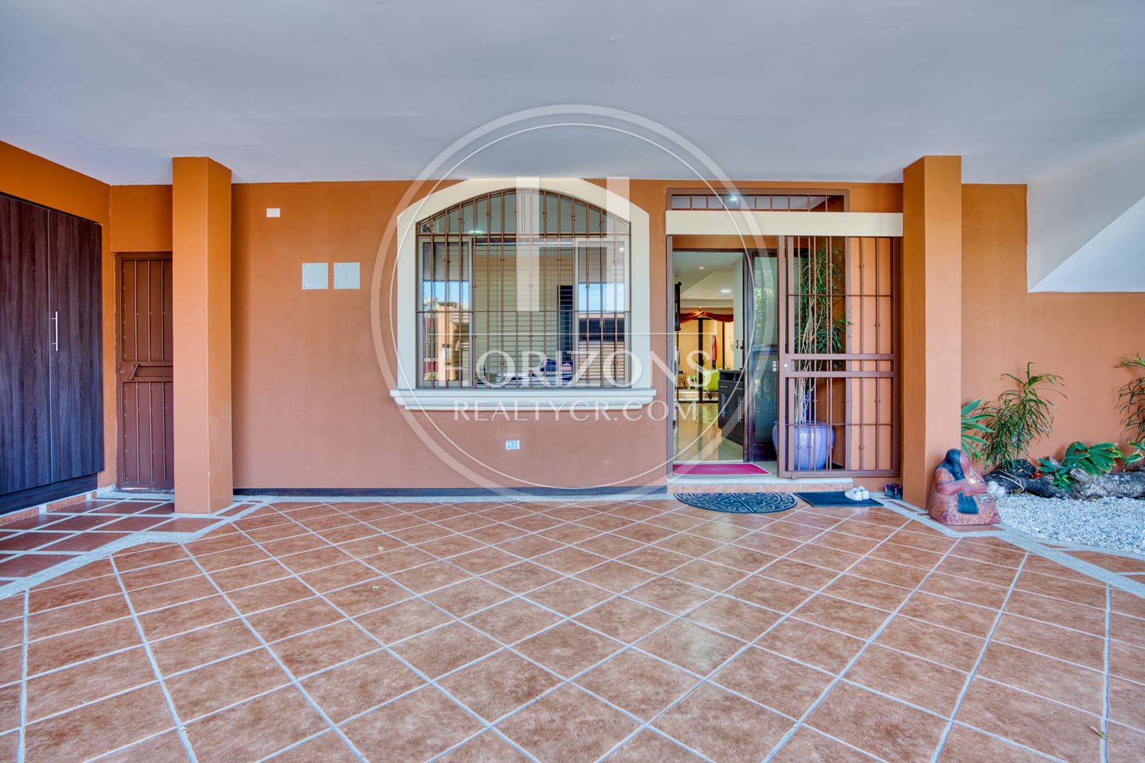 Casa  en Venta Tres Ríos Residencial Omega con 4 Habitaciones mas Oficina nja1347