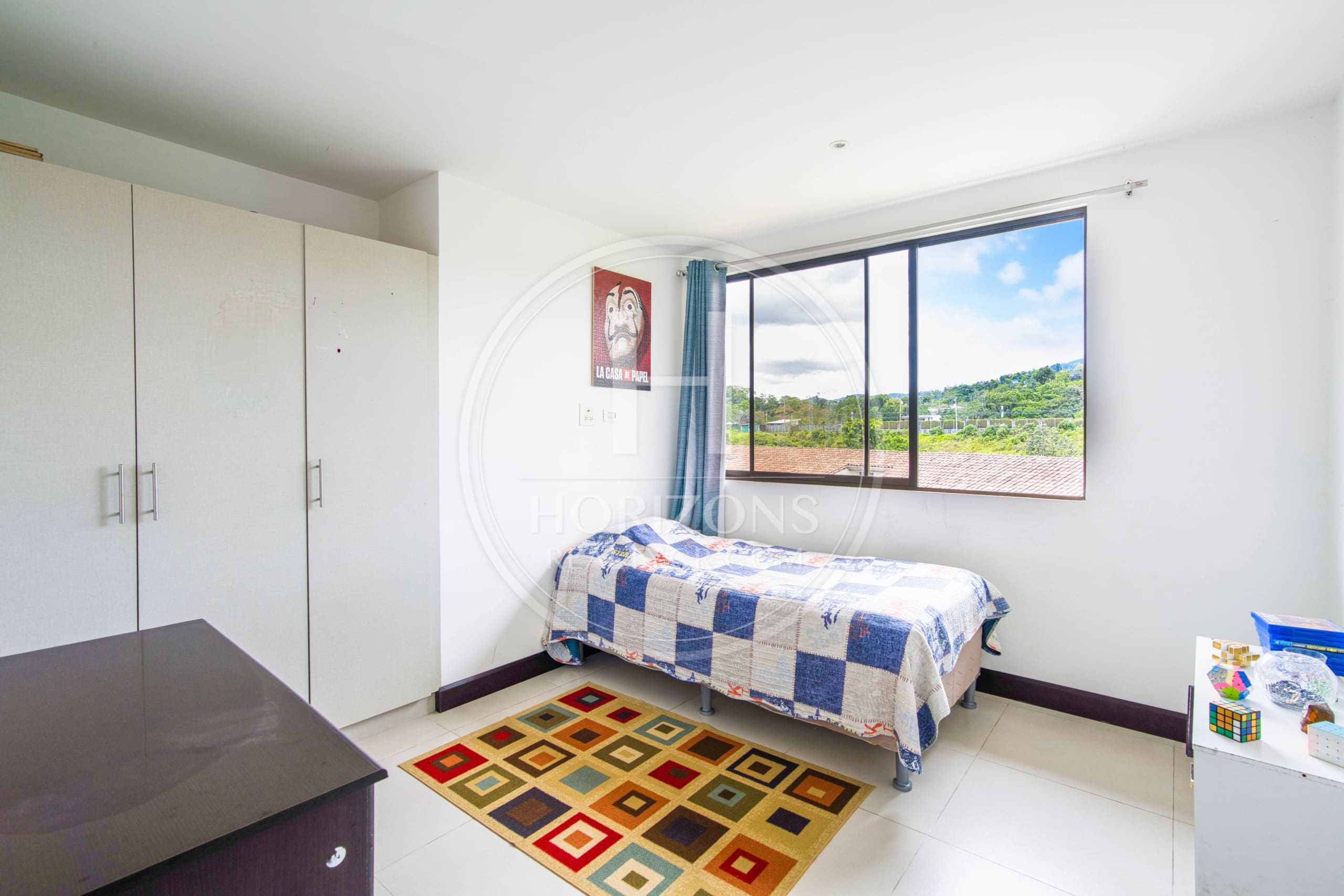 Casa en Venta en Condominio La Estefana con Vista al Bosque 3 Habitaciones y 4 Parqueos noj1079