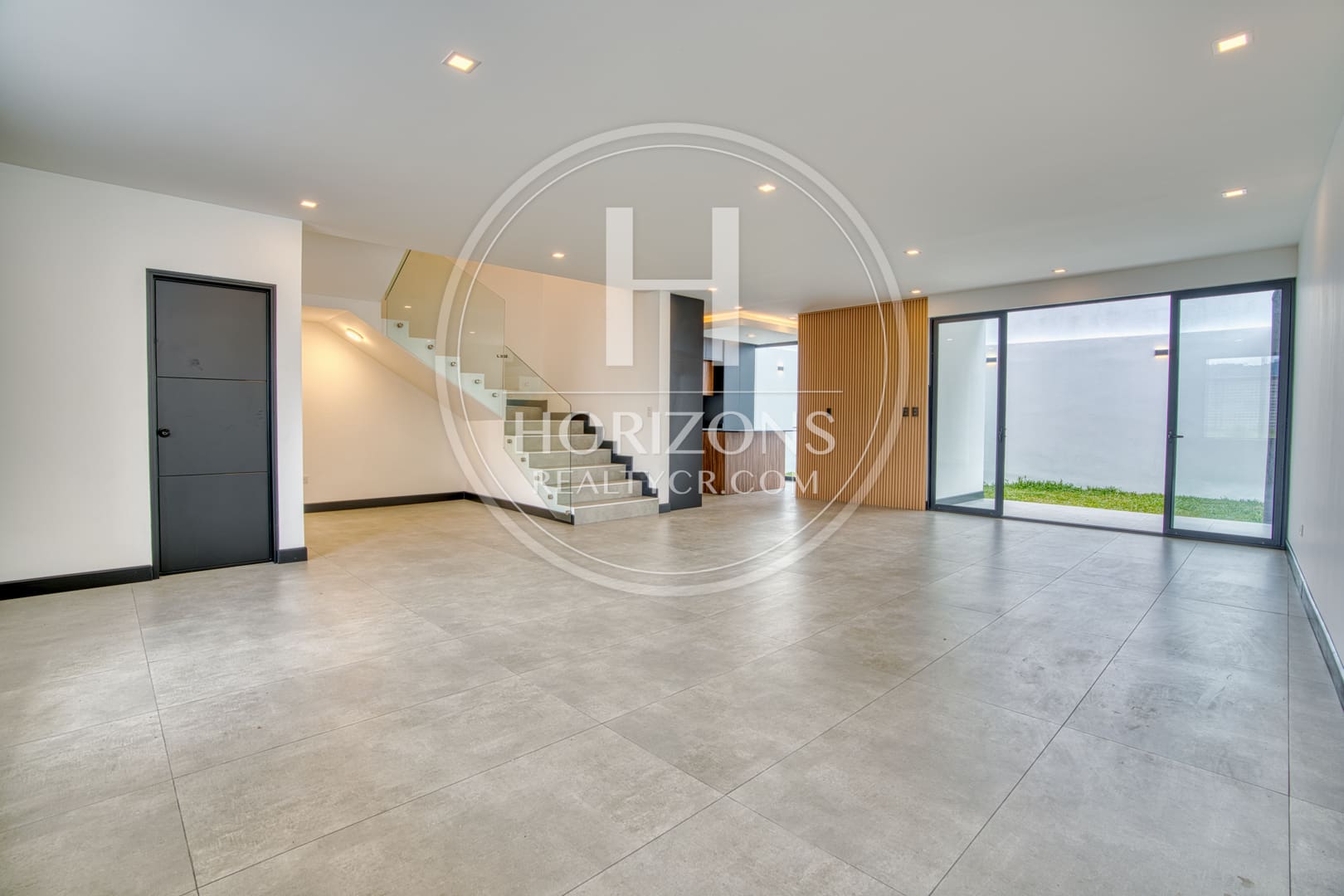 Casa en Venta en Condominio Distrito San Juan – 3 Dormitorios con Baño Cada Uno  nja1351