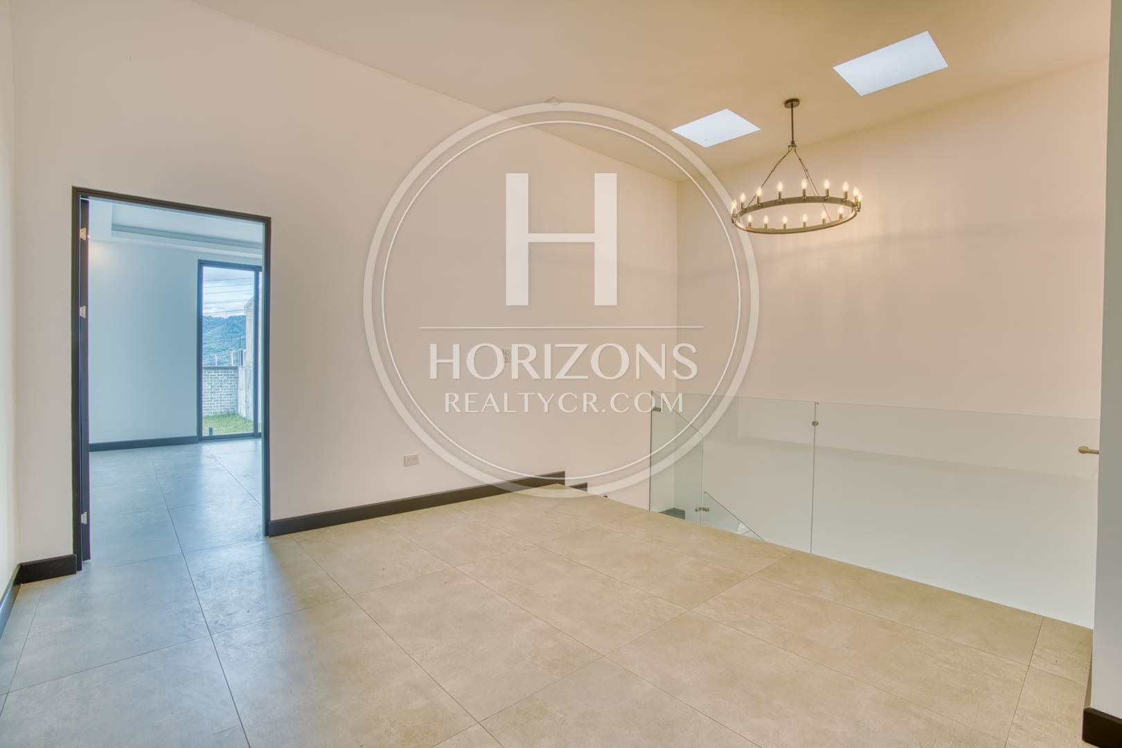 Casa en Venta en Condominio Distrito San Juan – 3 Dormitorios con Baño Cada Uno  nja1351