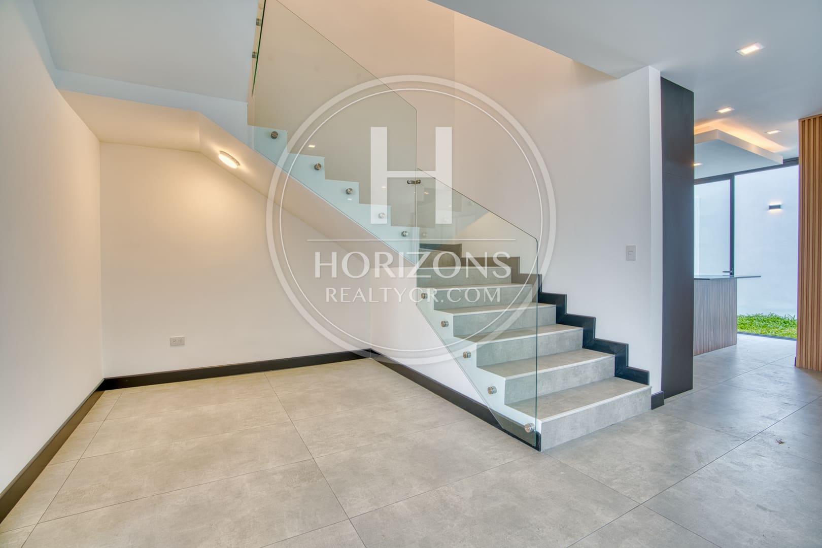Casa en Venta en Condominio Distrito San Juan – 3 Dormitorios con Baño Cada Uno  nja1351