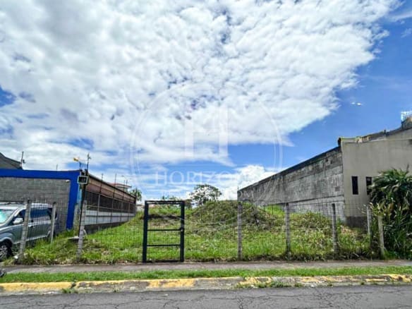 Se Vende Terreno Comercial En La Uruca 325 M² Ideal Para Oficinas O Comercio Noj1086