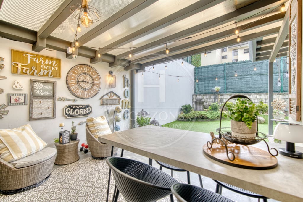 Casa en Venta en Condominio La Estefana con Jardín Privado 3 Habitaciones y 4 Parqueos noj1105