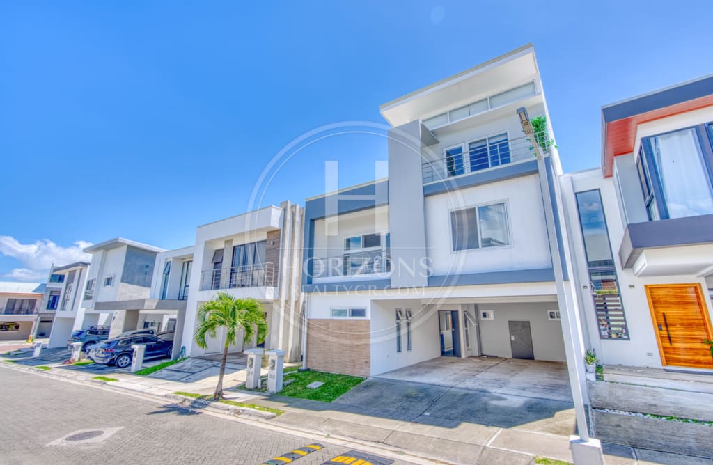 Se Vende Casa Contemporanea En Condominio Lusso En Santa Ana 4 Habitaciones Noj1090
