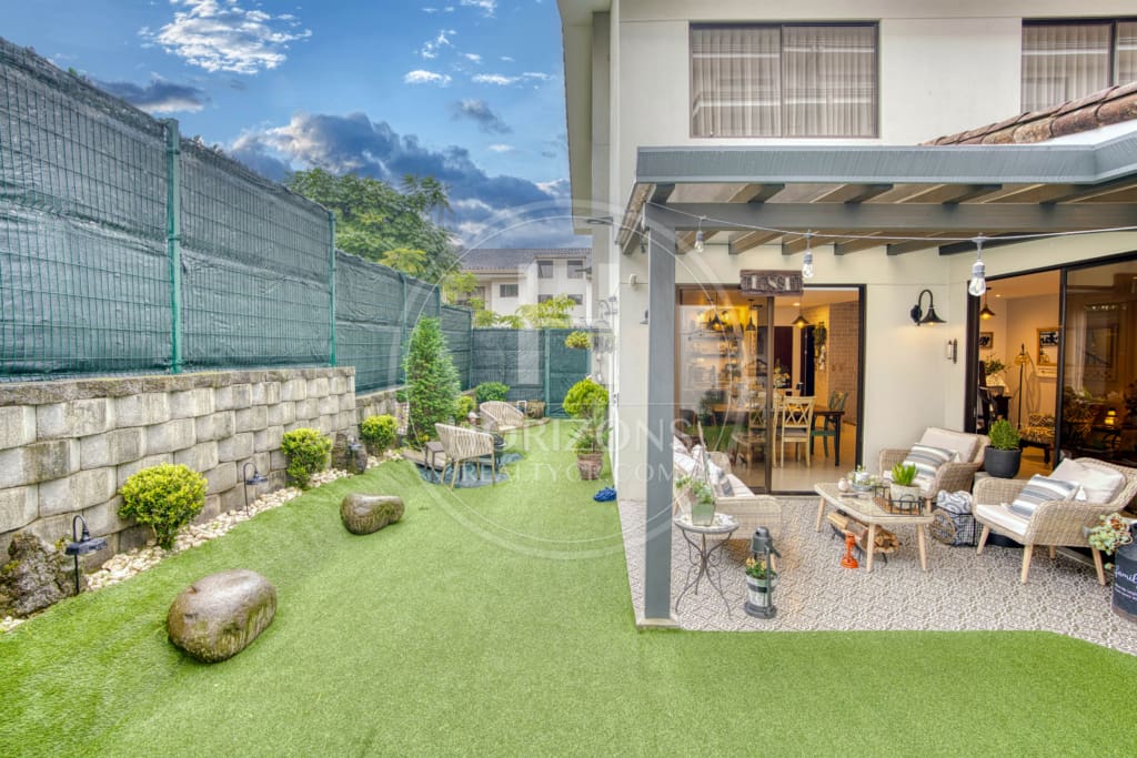 Casa en Venta en Condominio La Estefana con Jardín Privado 3 Habitaciones y 4 Parqueos noj1105