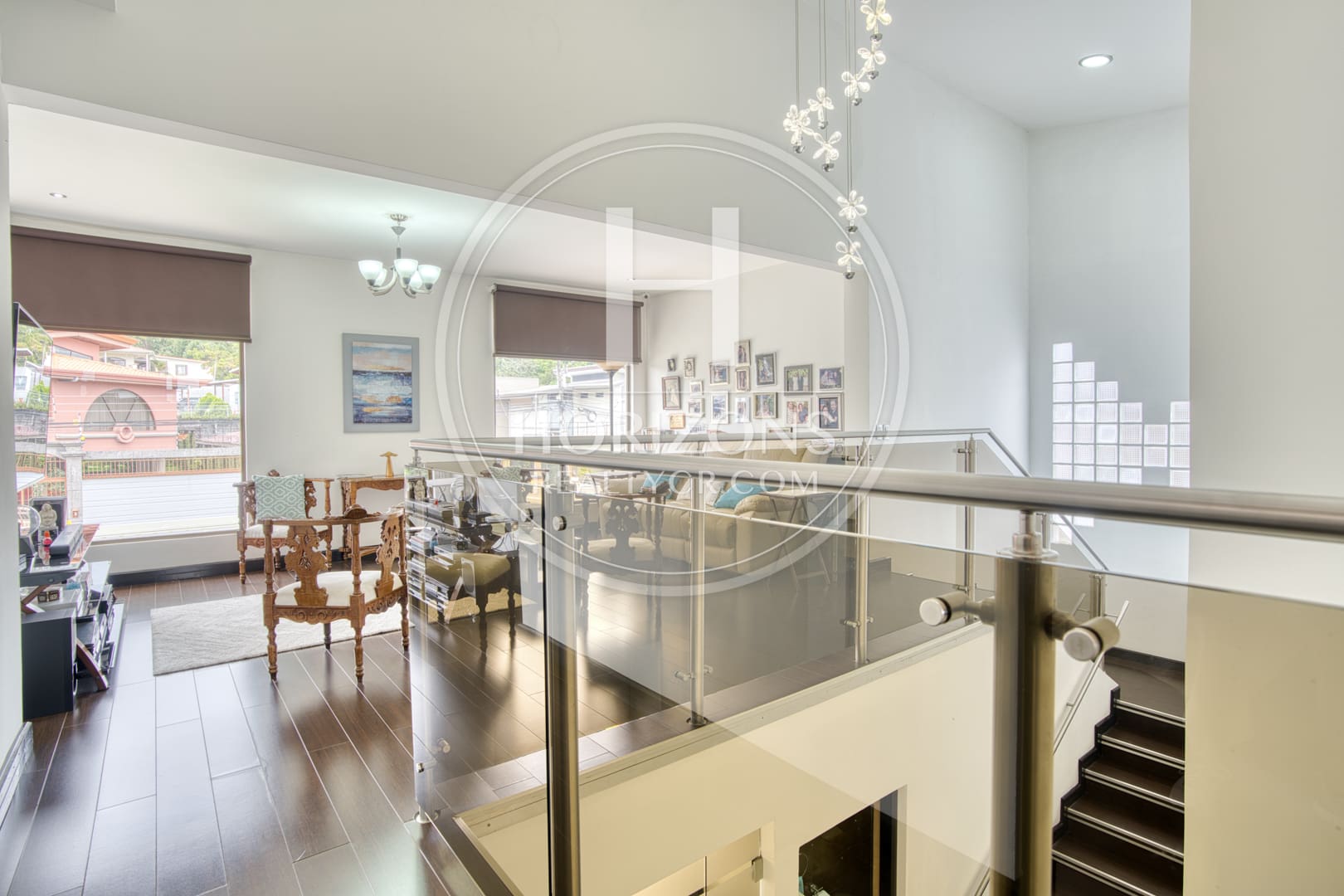 Moderna Casa con Jardín Amplio en Residencial Altamonte Curridabat 3 Habitaciones 6 Parqueos NJA1361JB