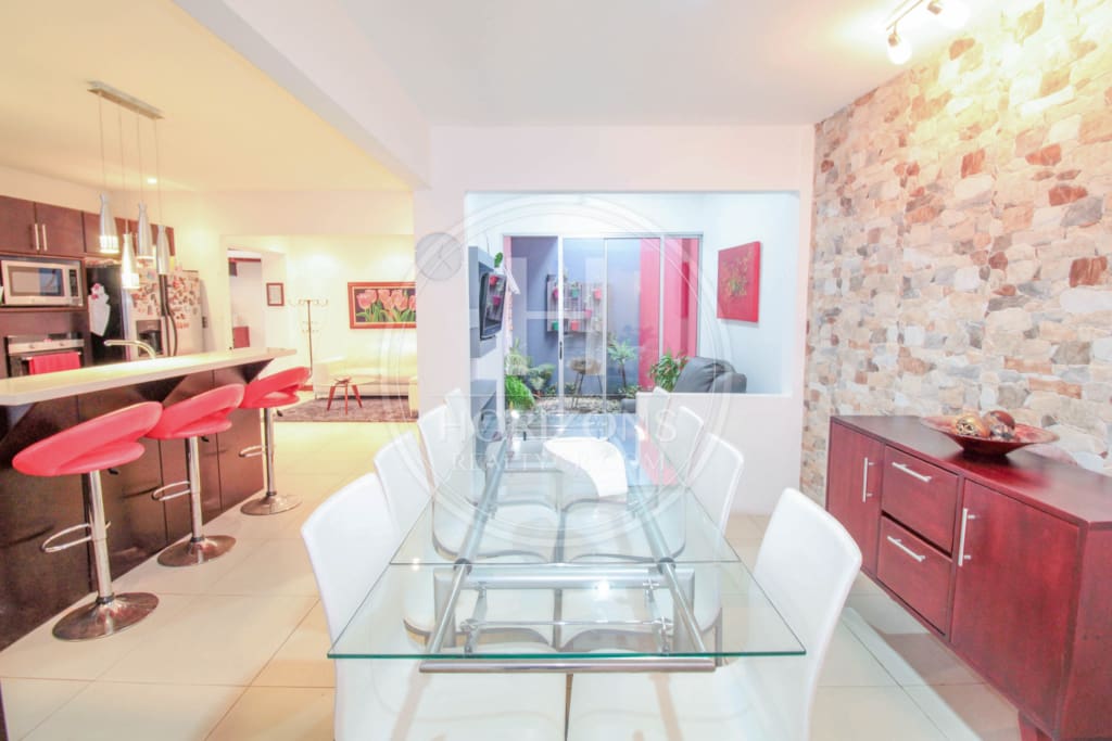 Se Vende Moderna Casa en Condominio Rialto en Sabanilla 3 Habitaciones y Oficina noj1097