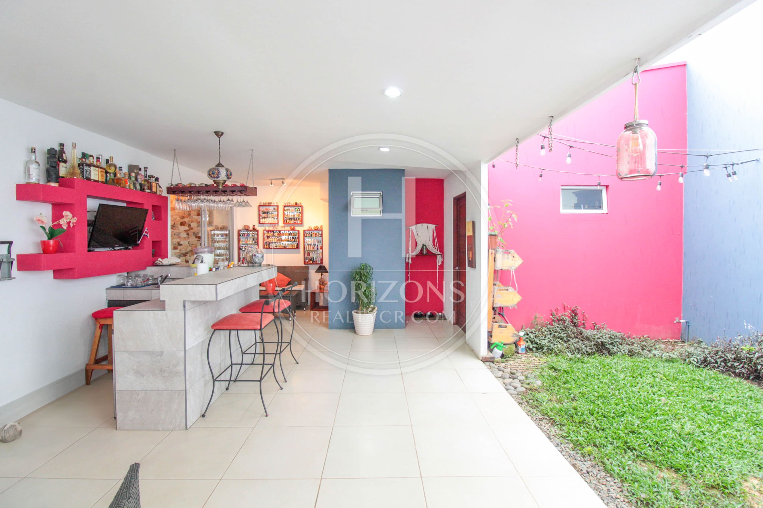 Se Vende Moderna Casa en Condominio Rialto en Sabanilla 3 Habitaciones y Oficina noj1097