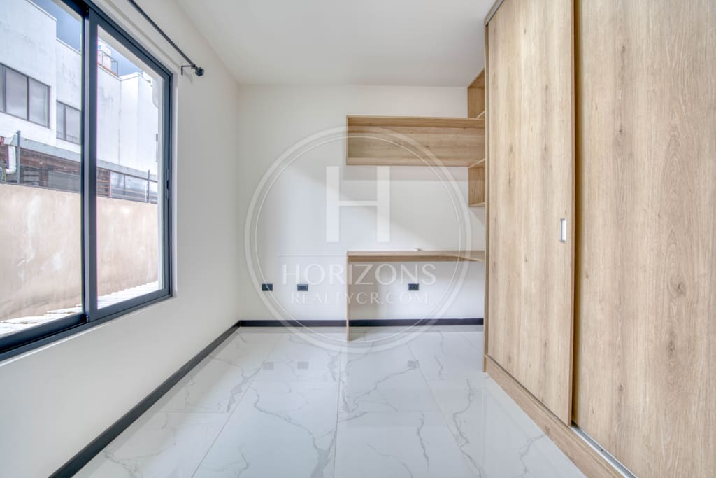 Para Estrenar Casa Moderna en Distrito San Juan con 3 Habitaciones y 3 Parqueos noj1113