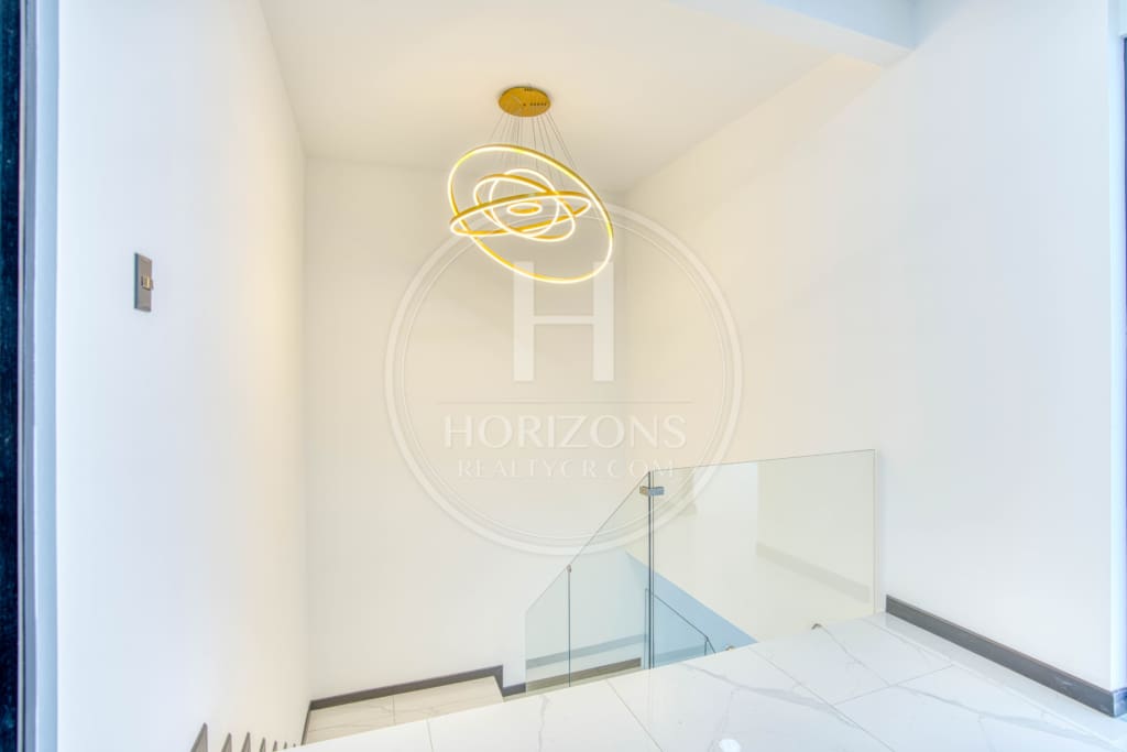 Para Estrenar Casa Moderna en Distrito San Juan con 3 Habitaciones y 3 Parqueos noj1113