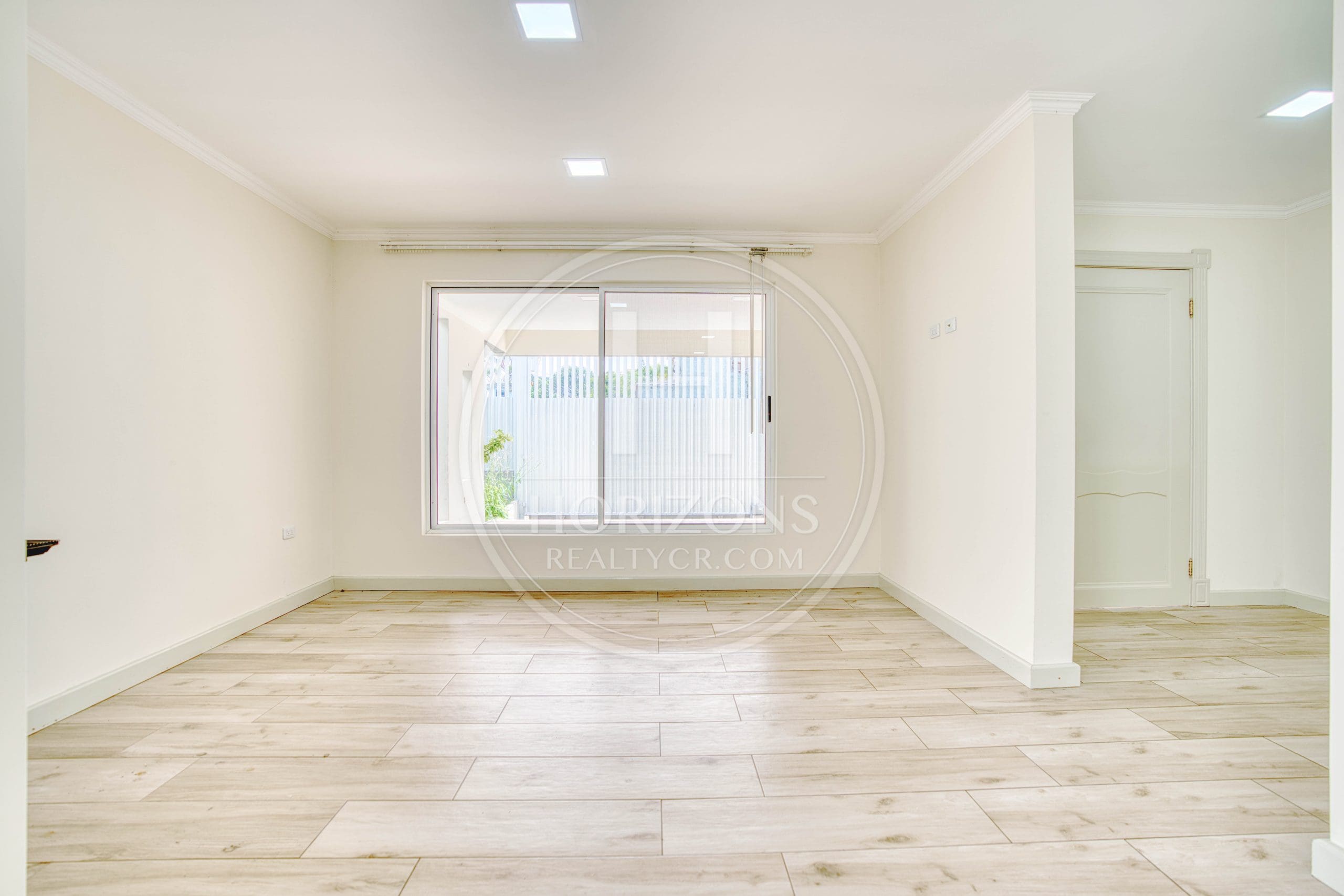 Se Vende Casa Independiente en Curridabat  3 Habitaciones y Oficina noj1128