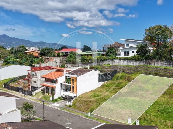 Se Vende Lote De 324M² En Condominio Las Rusias Curridabat Noj1131Or