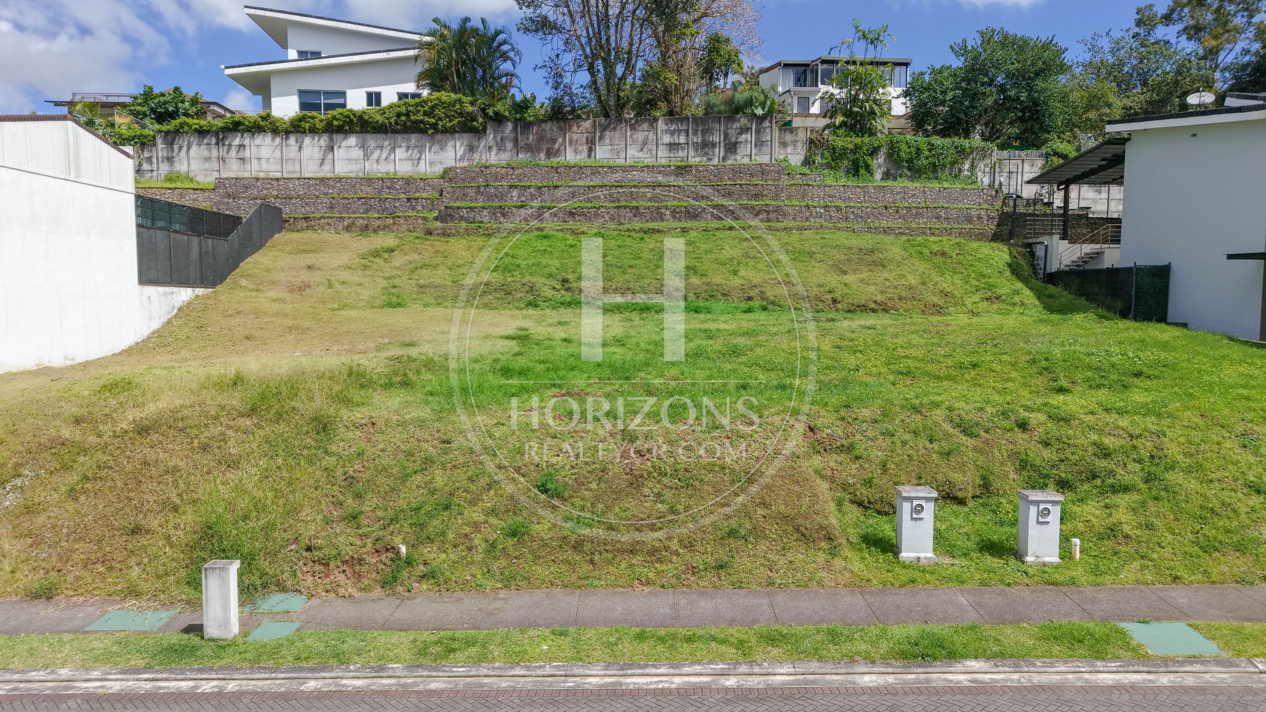 Se Vende Lote de 324m² en Condominio Las Rusias Curridabat noj1131or