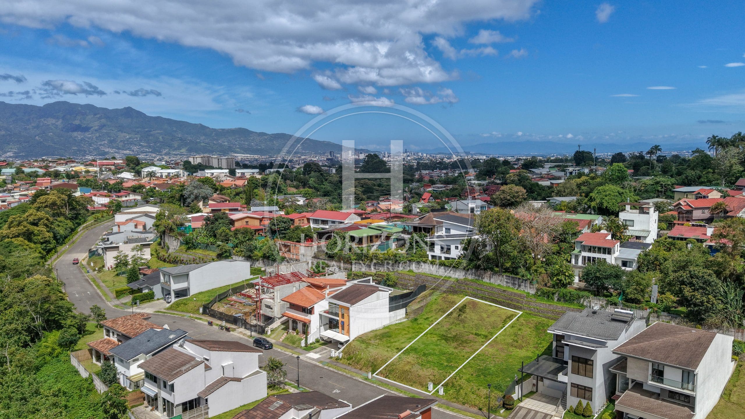 Se Vende Lote de 324m² en Condominio Las Rusias Curridabat noj1131or
