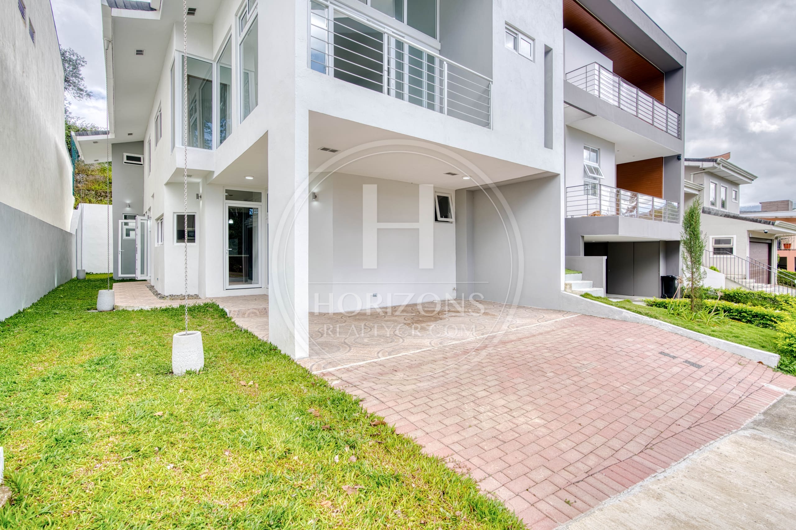 Se Vende Casa Para Estrenar en Condominio Las Rusias Curridabat 4 Habitaciones noj1130or