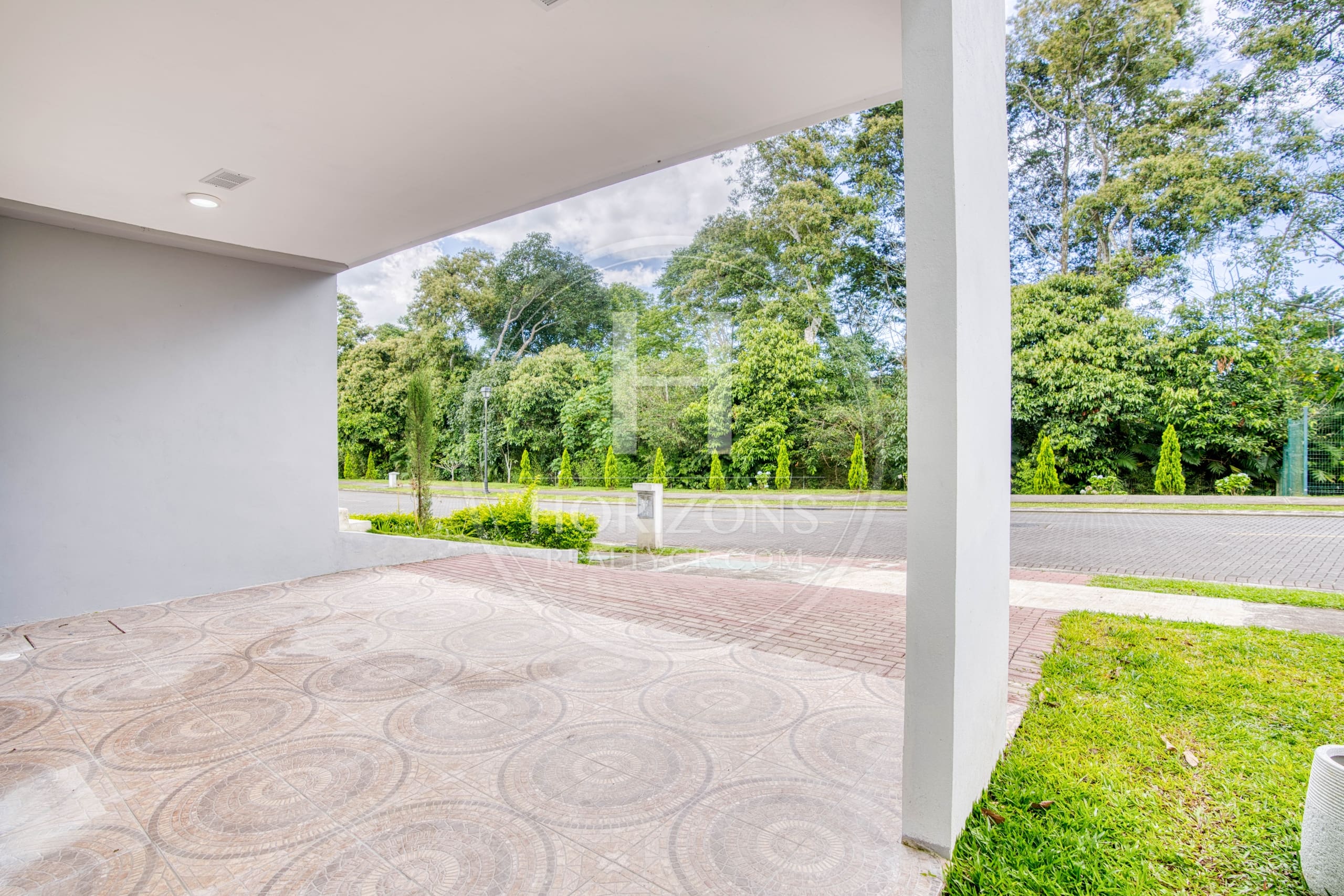 Se Vende Casa Para Estrenar en Condominio Las Rusias Curridabat 4 Habitaciones noj1130or