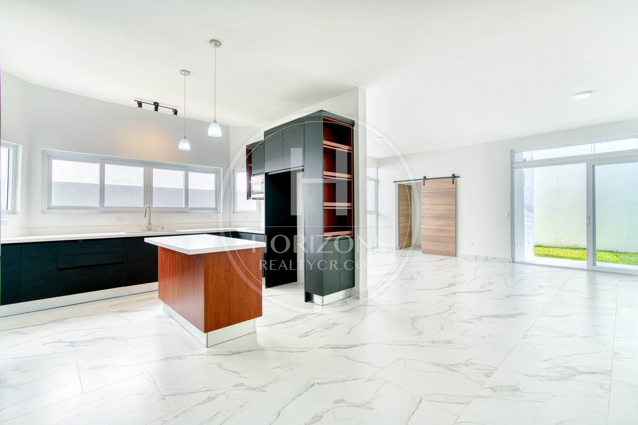 Se Vende Casa Para Estrenar en Condominio Las Rusias Curridabat 4 Habitaciones noj1130or