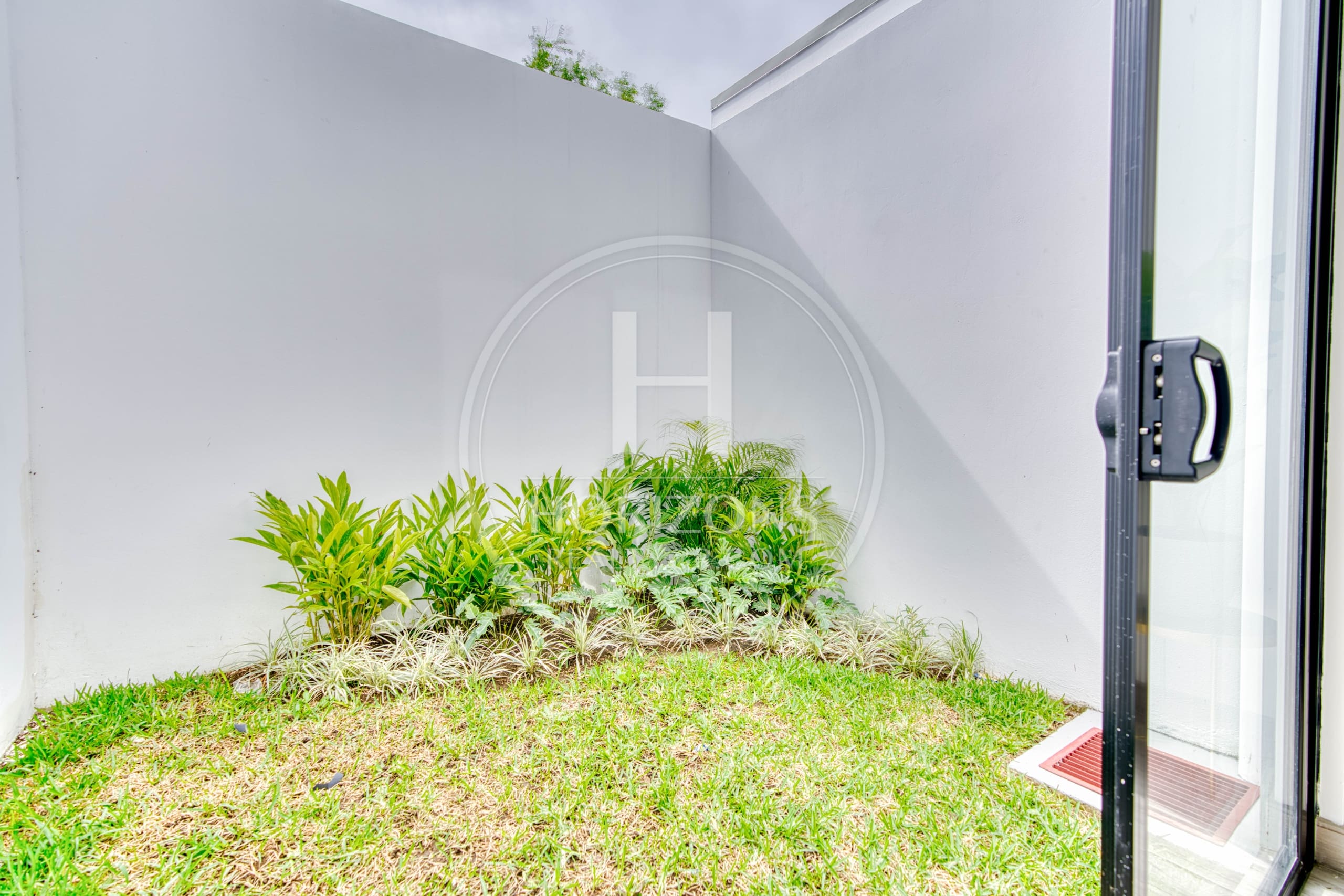 Se Vende Casa Moderna Para Estrenar en Sabanilla 3 Habitaciones noj1133dm