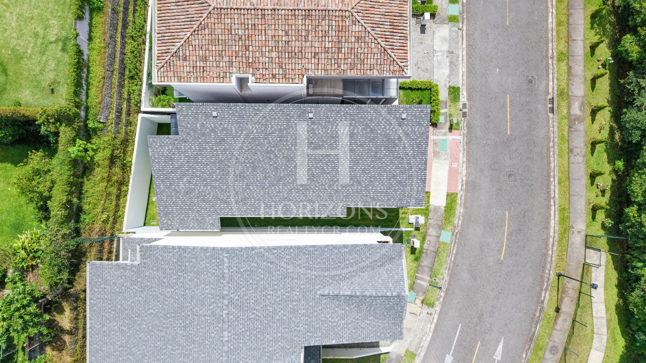 Se Vende Casa Para Estrenar en Condominio Las Rusias Curridabat 4 Habitaciones noj1130or
