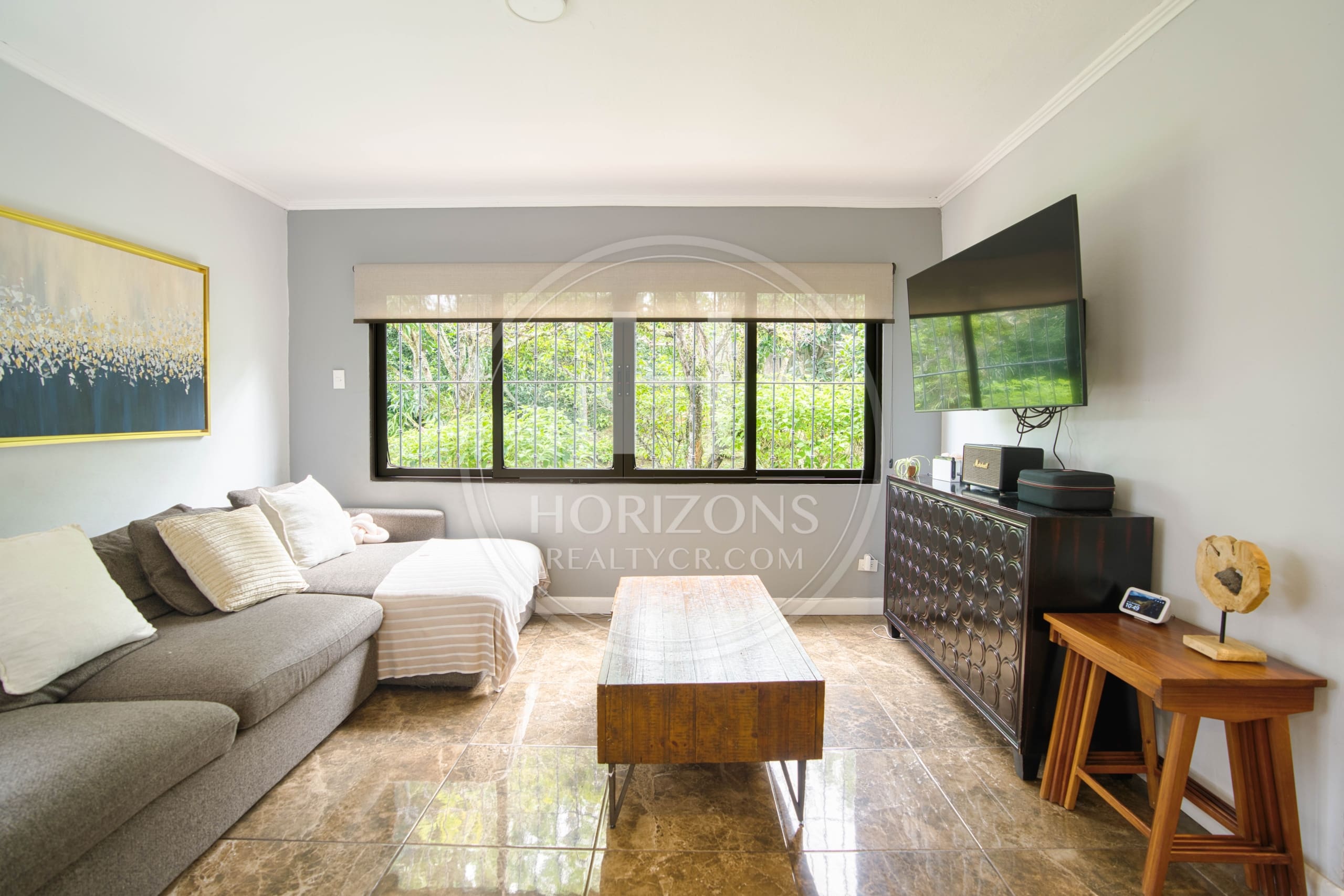 Casa Independiente de Un Nivel con Uso Comercial en Pinares de Curridabat 1.190 m² de Terreno y Amplias Zonas Verdes noj1156ij