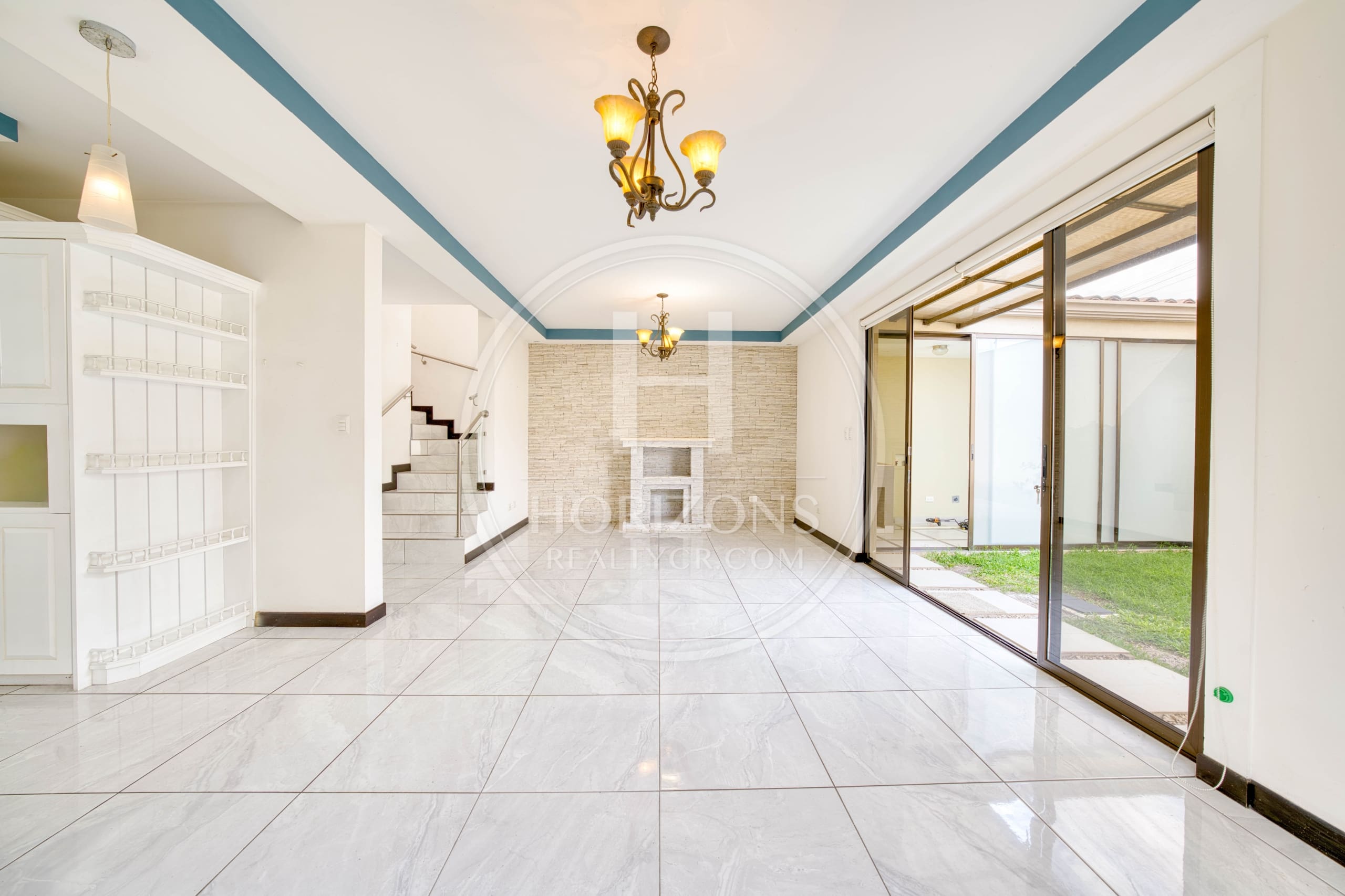 Casa con Jardín en Venta en Condominio Karataba en Taras de Cartago 3 Habitaciones noj1172ij