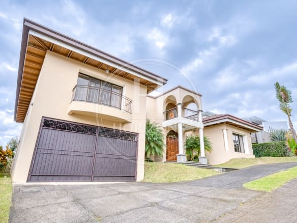 Se Alquila Casa En Condominio Bosques De Altamonte En Curridabat 687 M² De Terreno Amplias Áreas Verdes Noj1174Ij-A