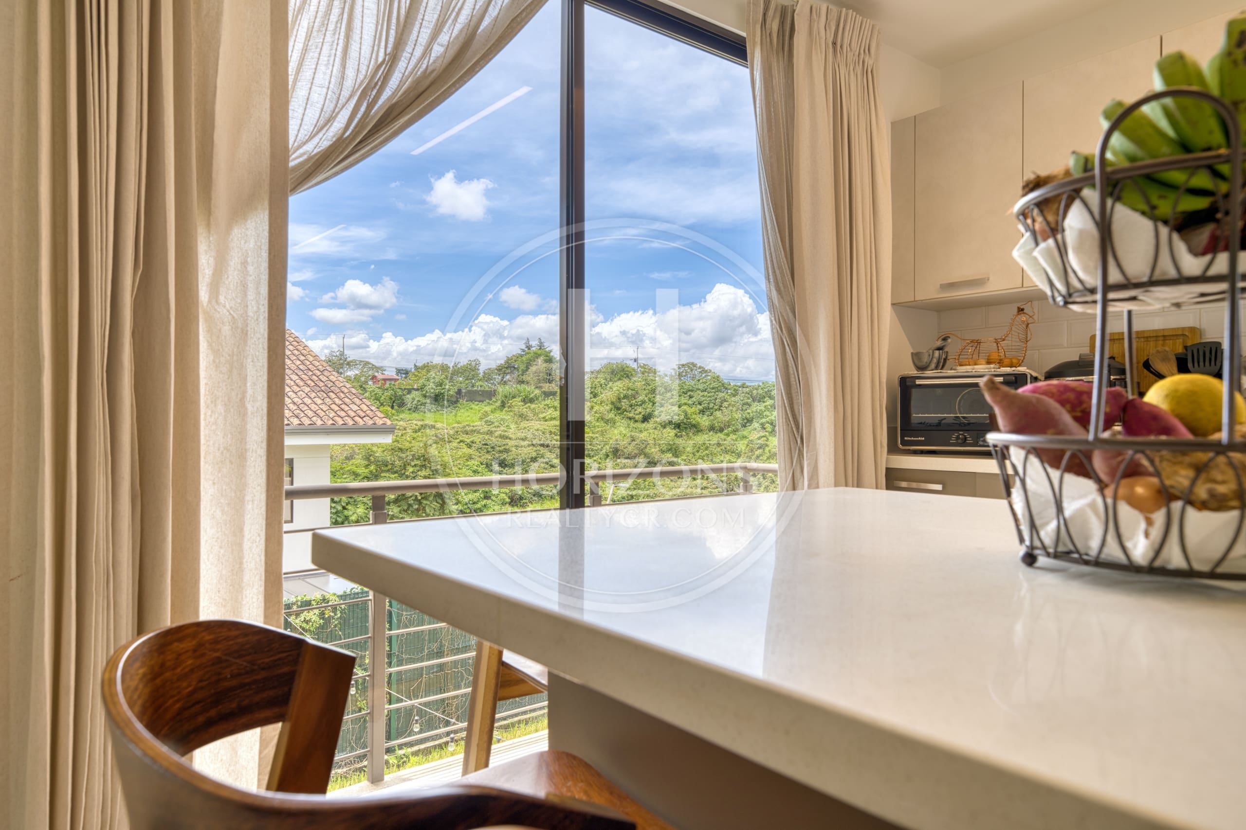 Casa en Venta en Condominio La Estefana con Jardín y Vistas a la Naturaleza 4 Habitaciones noj1176dm