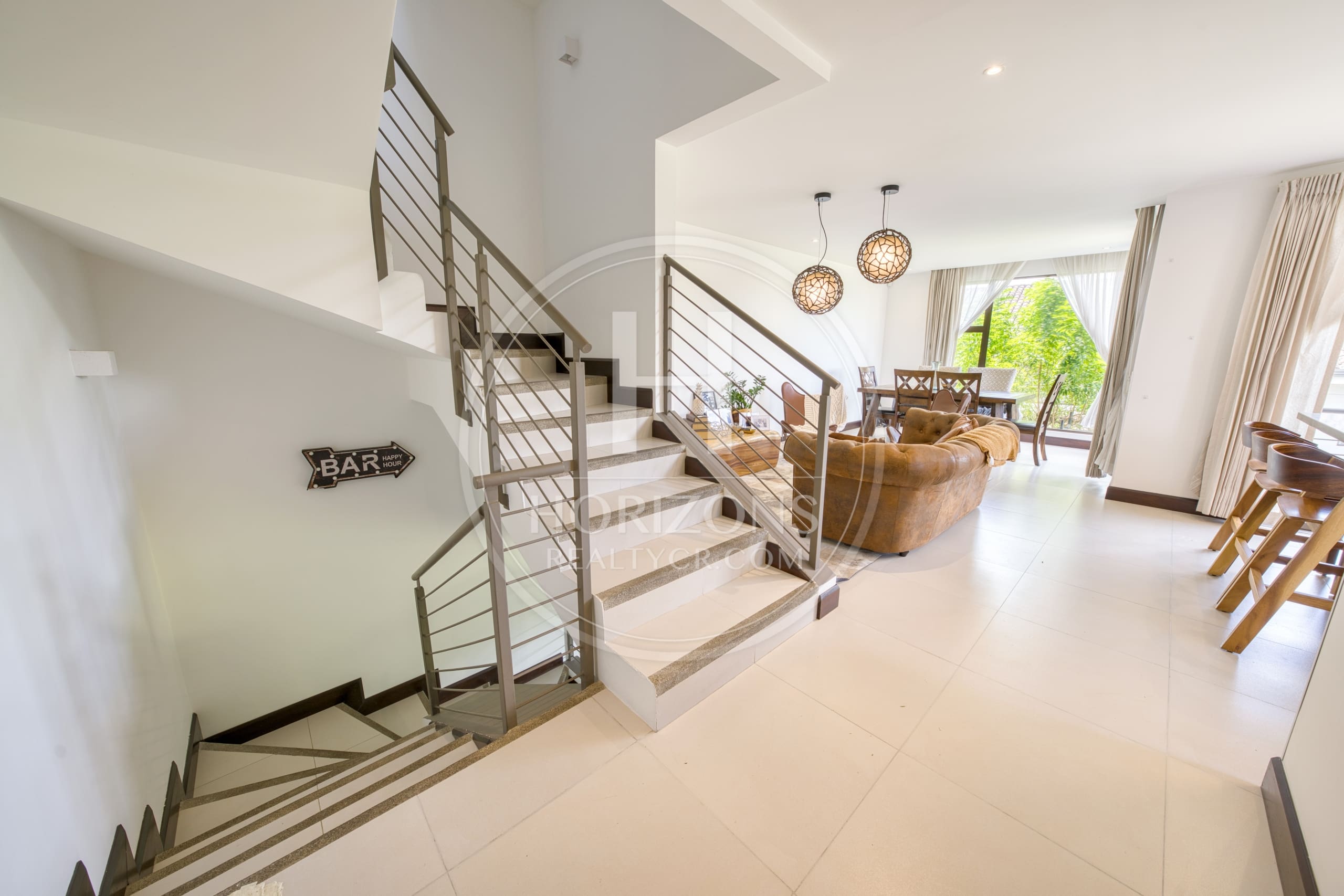 Casa en Venta en Condominio La Estefana con Jardín y Vistas a la Naturaleza 4 Habitaciones noj1176dm
