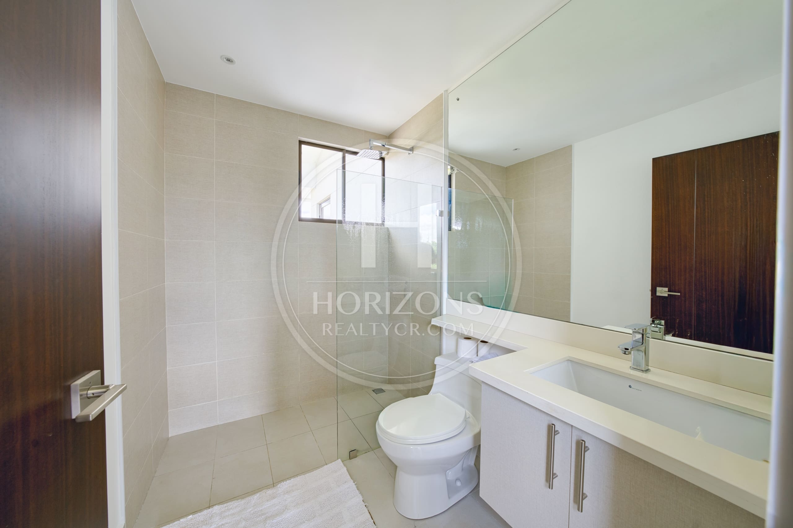 Casa en Venta en Condominio La Estefana con Jardín y Vistas a la Naturaleza 4 Habitaciones noj1176dm