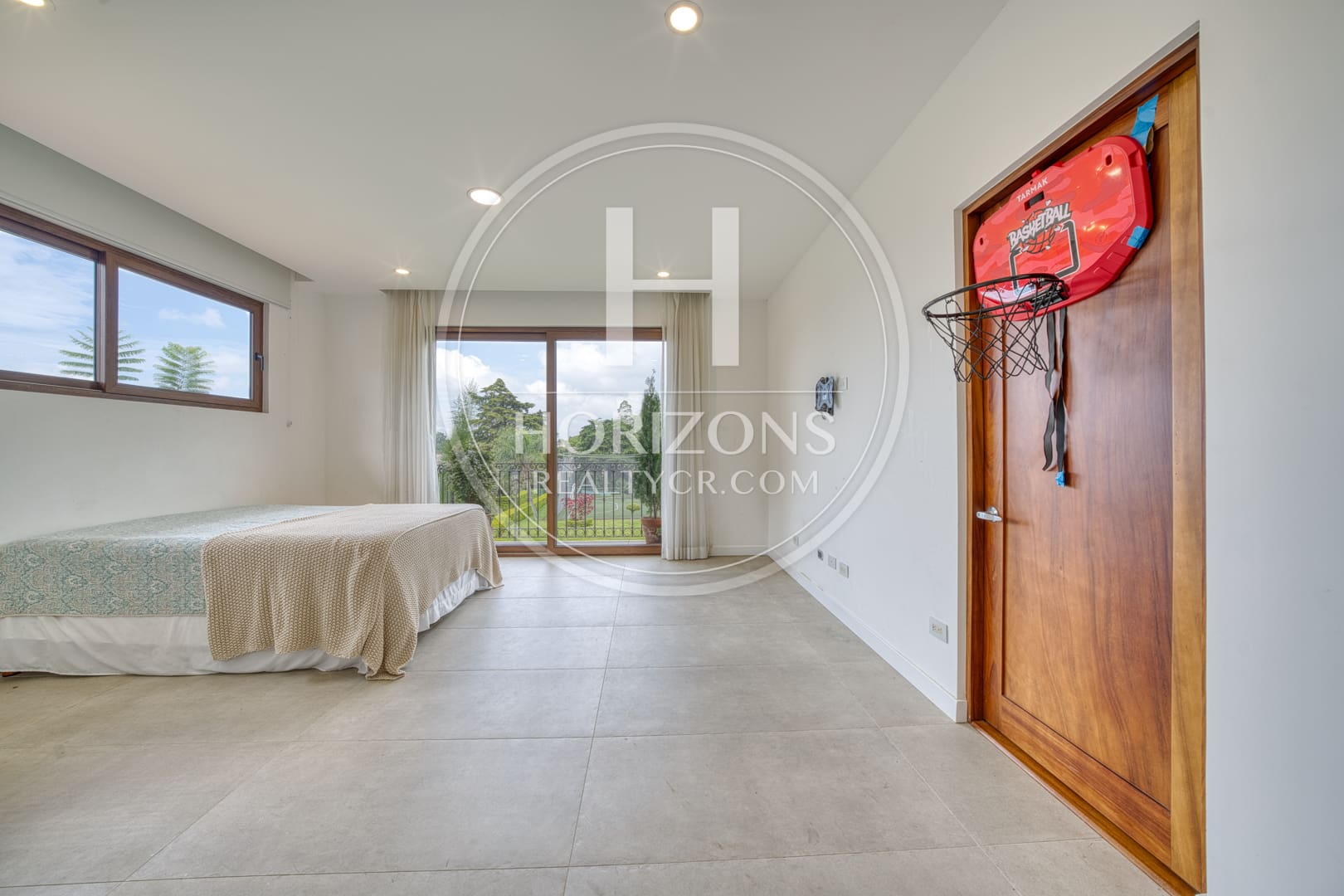House for Sale in Colinas de Montealegre, Tres Ríos 4 Bedrooms with Luxury Finishes nja1373iv