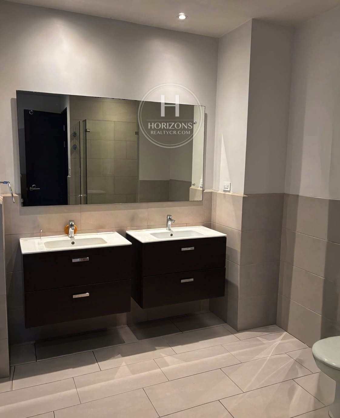 Apartamento en Escazú Condominio Viva Residences 1 Habitación y Vista a la Naturaleza  noj1208jb