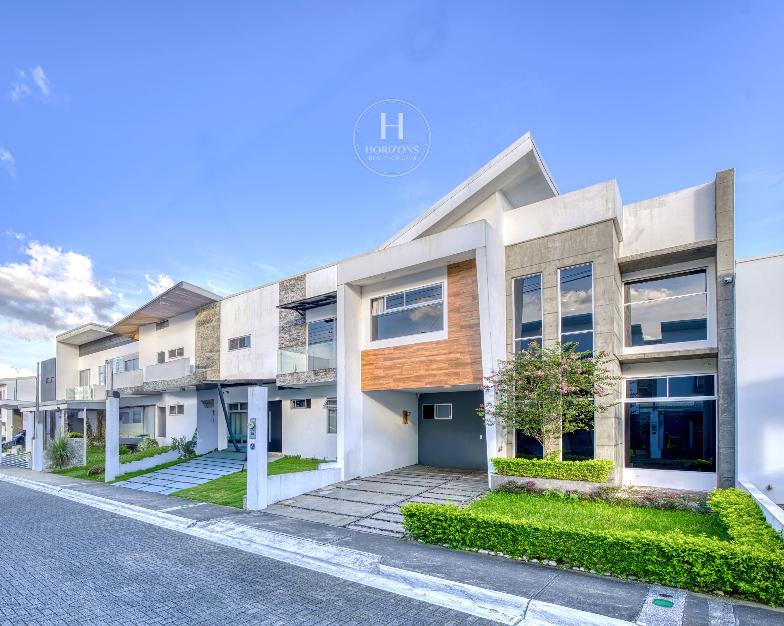 Se Vende Casa En Condominio Terralta Concepción Tres Ríos 3 Habitaciones Y Oficina Noj1209Or