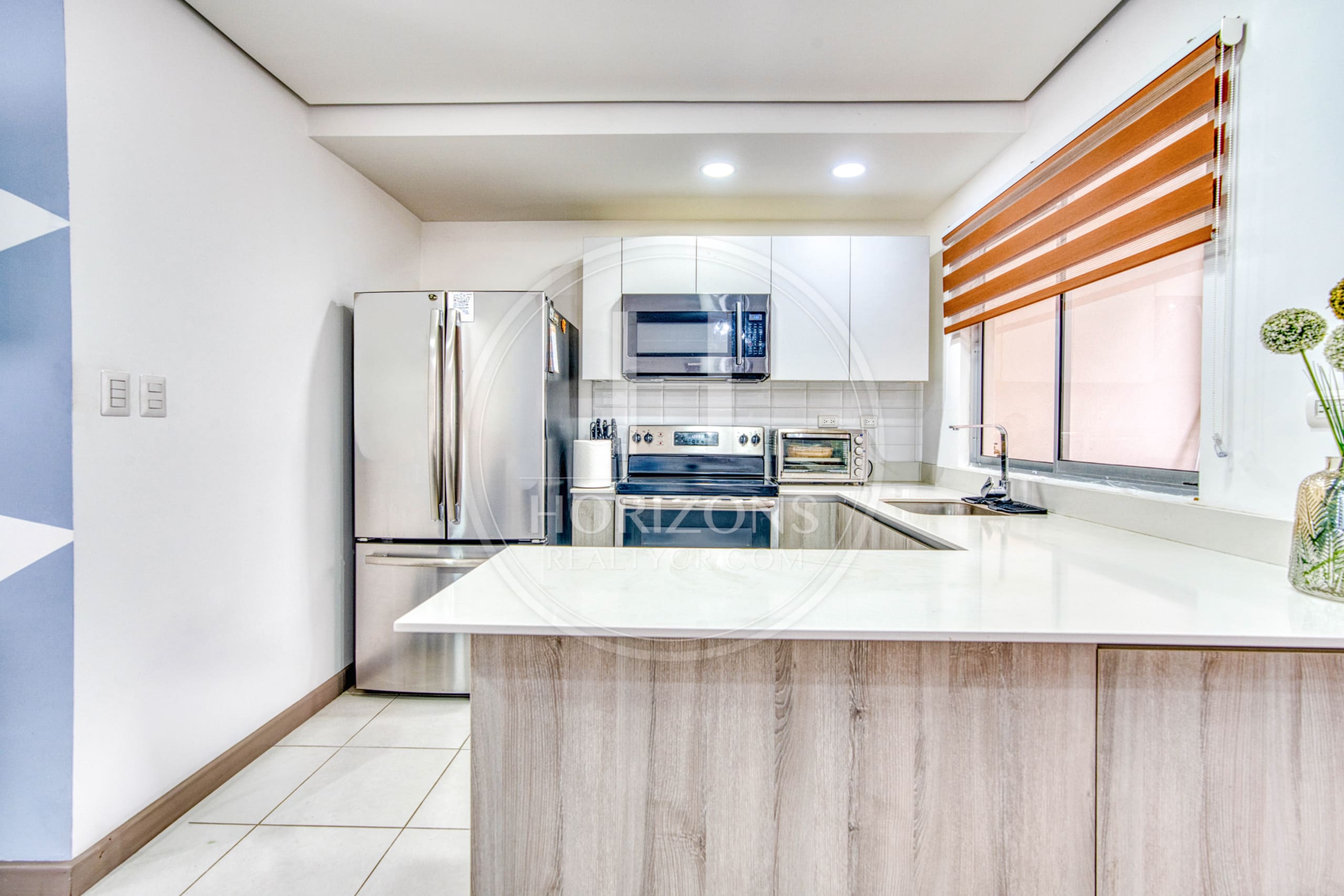 Casa en Venta en Condominio M.O. Living con Gym y Patio en San Rafael de Montes de Oca noj1043