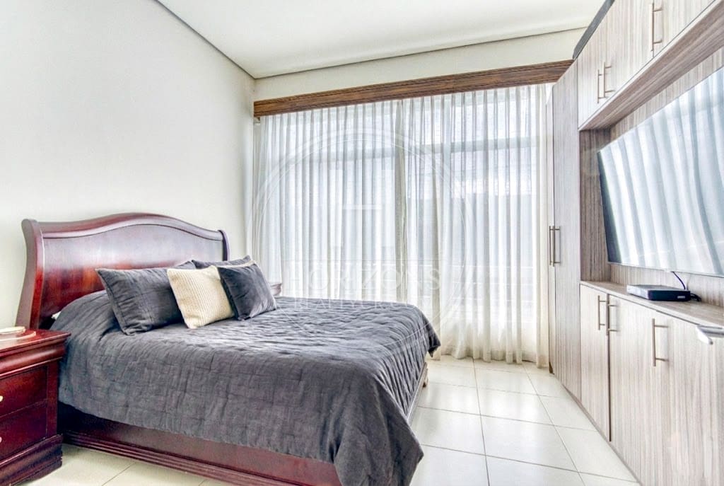 Casa en Venta en Condominio M.O. Living con Gym y Patio en San Rafael de Montes de Oca noj1043
